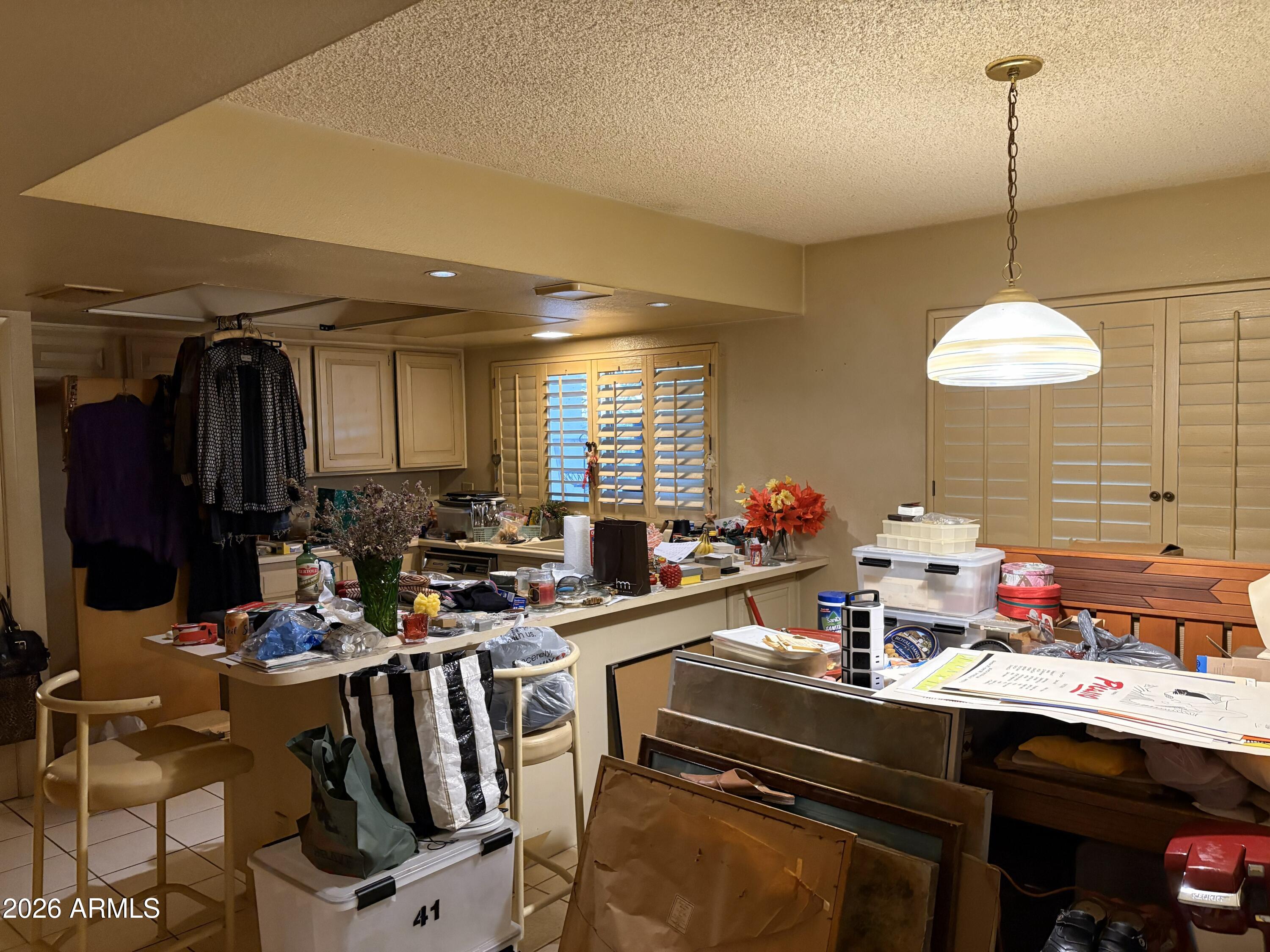 1007 E VILLAGE CIRCLE Drive N