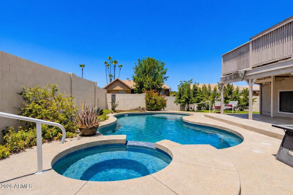 Photo of 7221 W Windrose Drive, Peoria, AZ 85381 (MLS # 6993349)