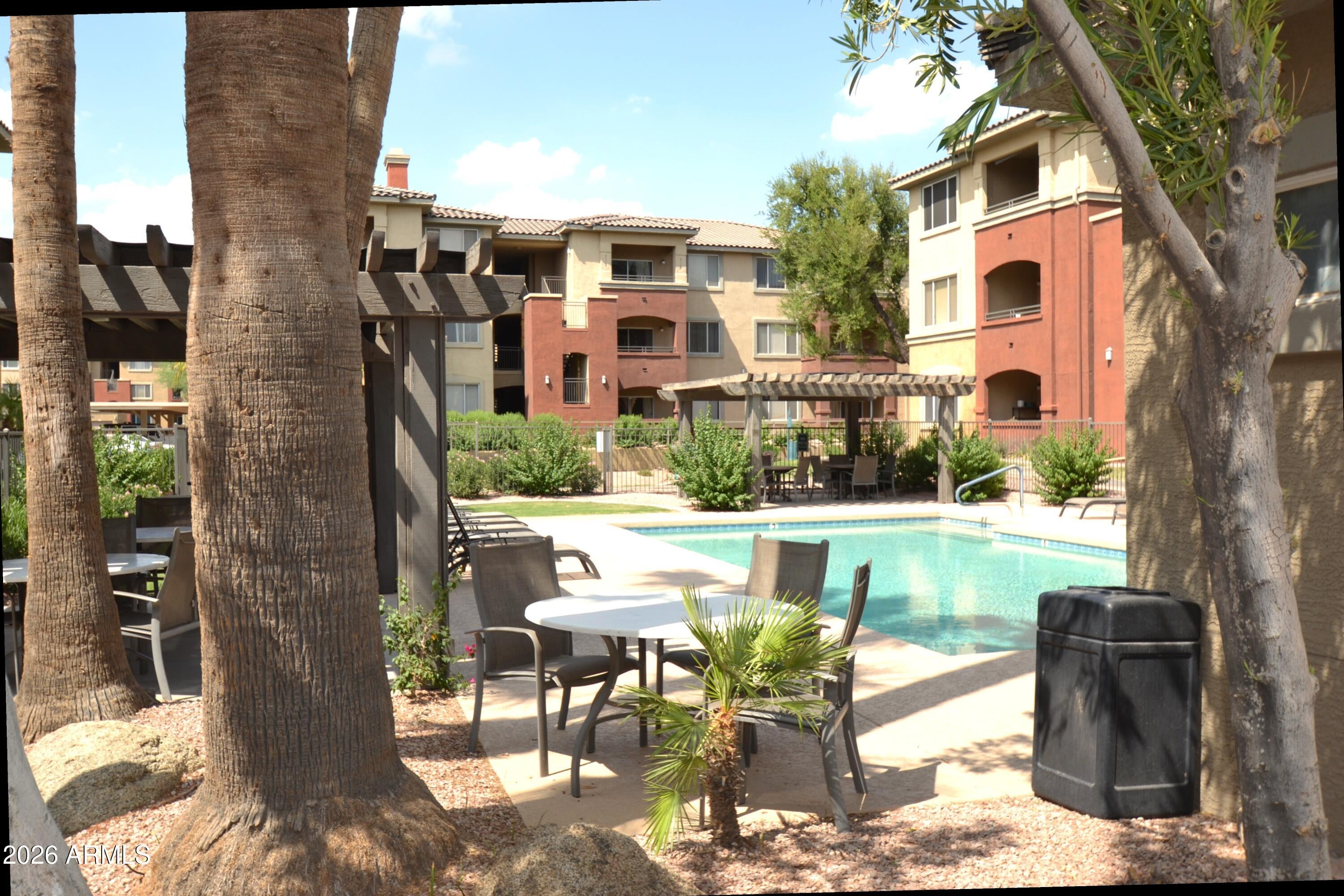 5401 E VAN BUREN Street 2046