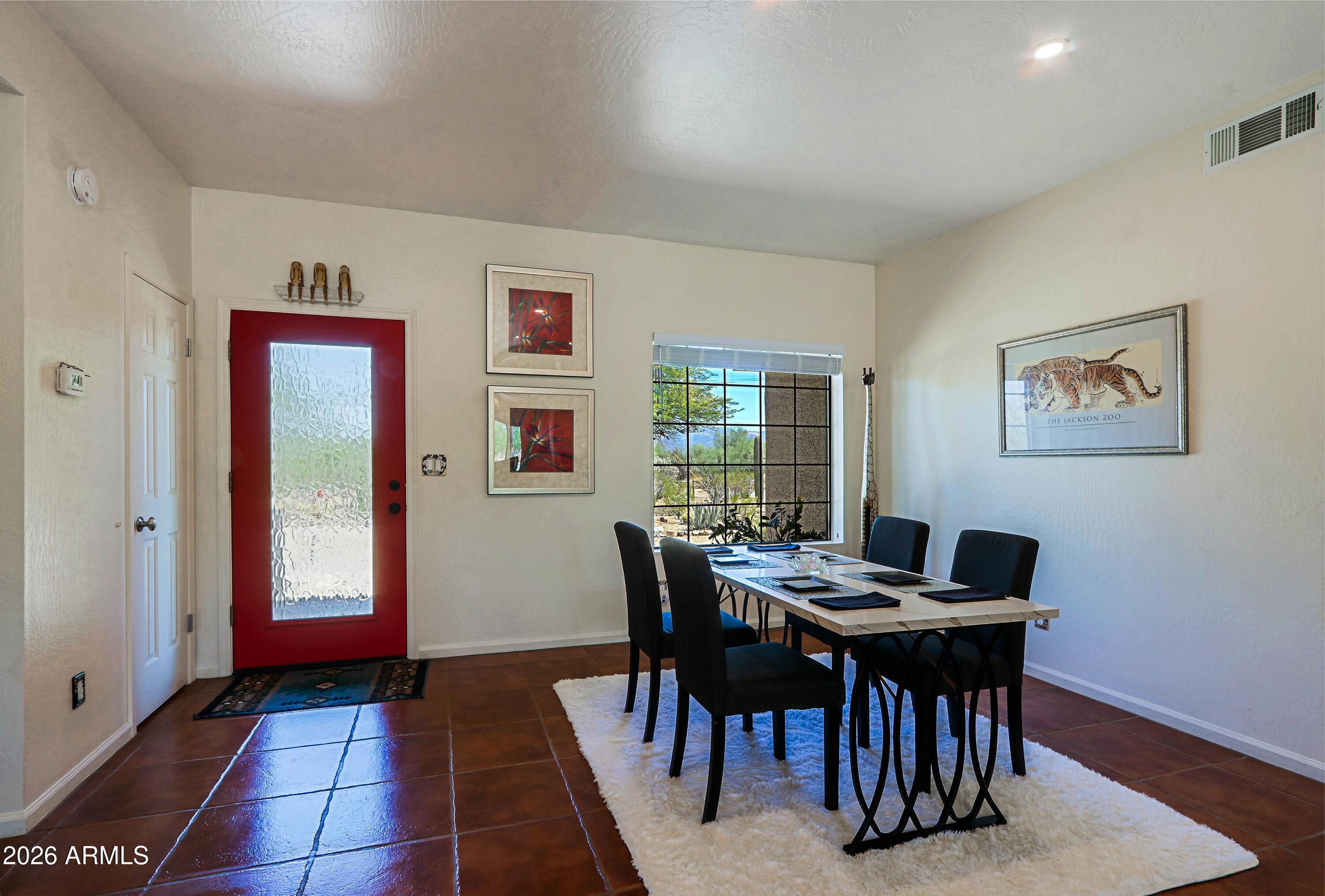 1345 E PAINT YOUR WAGON Trail