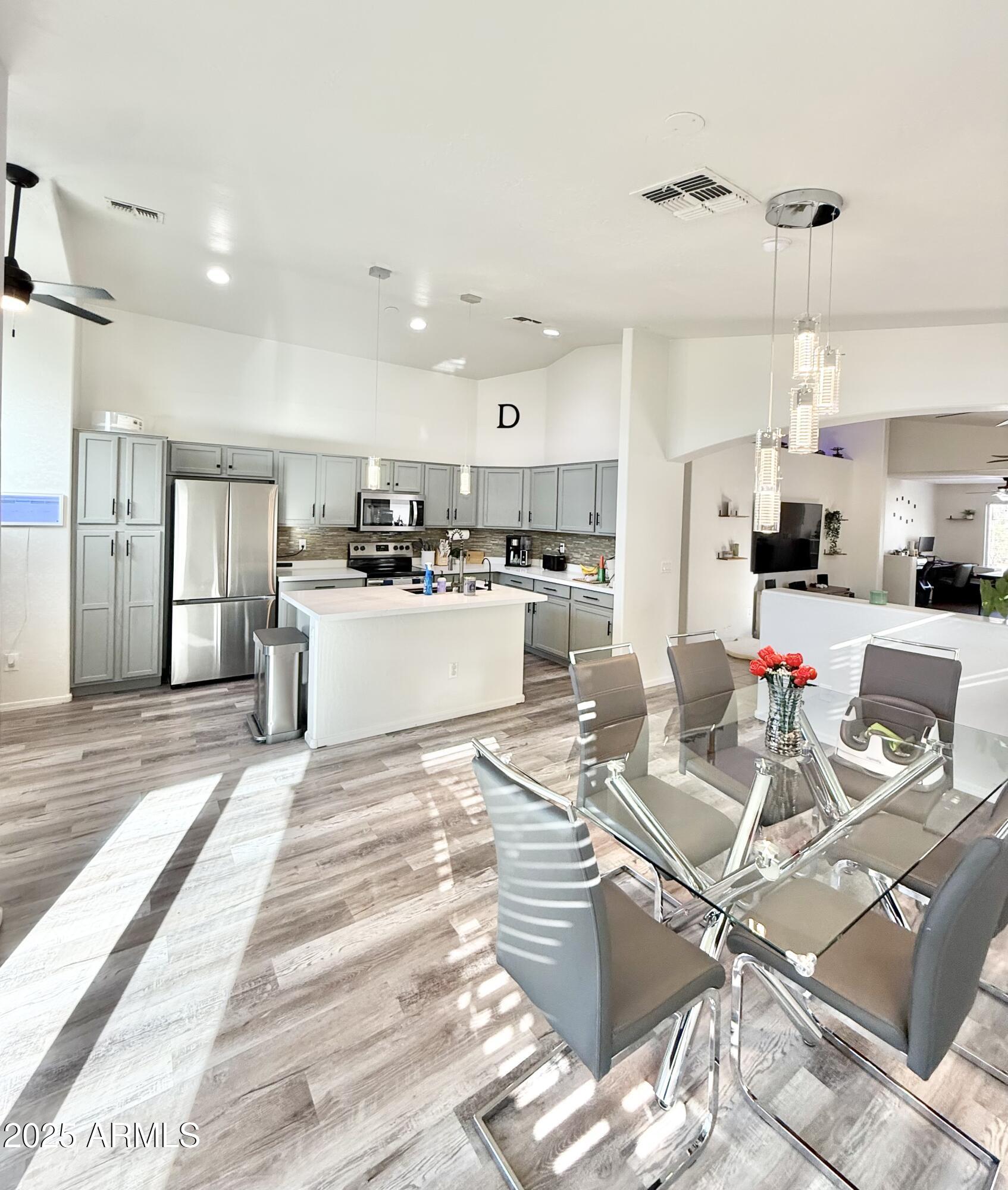 13737 W BERRIDGE Lane