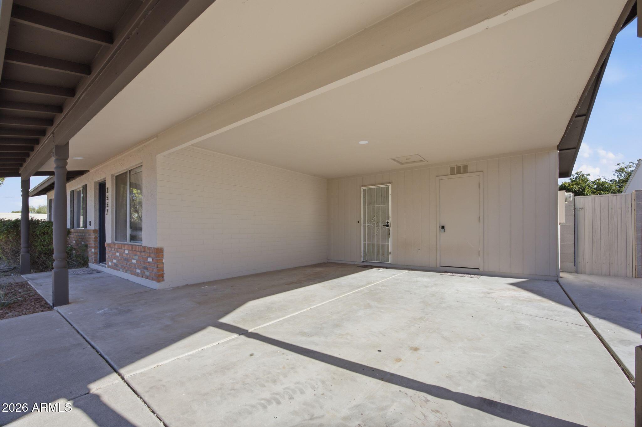 3557 E CAROL Avenue