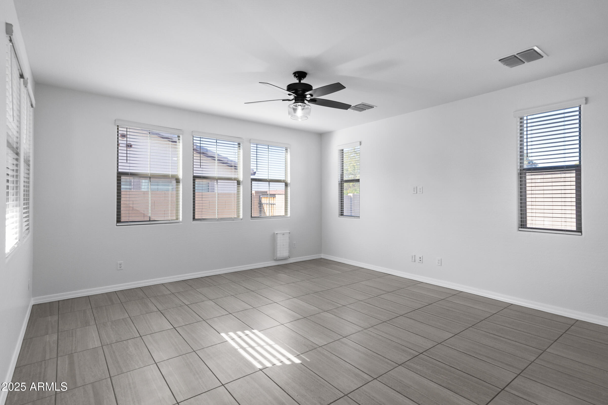 8250 E INVERNESS Avenue