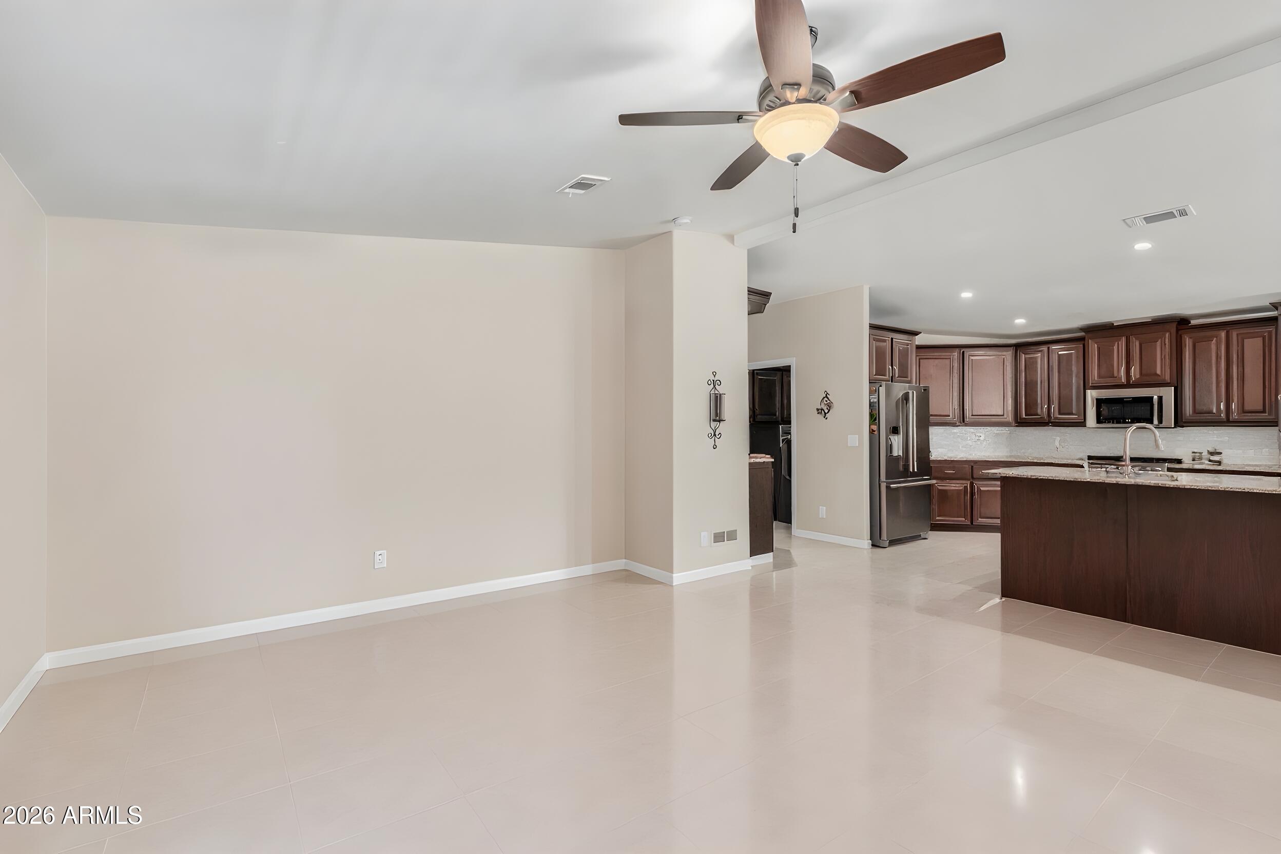 11201 N EL MIRAGE Road F79