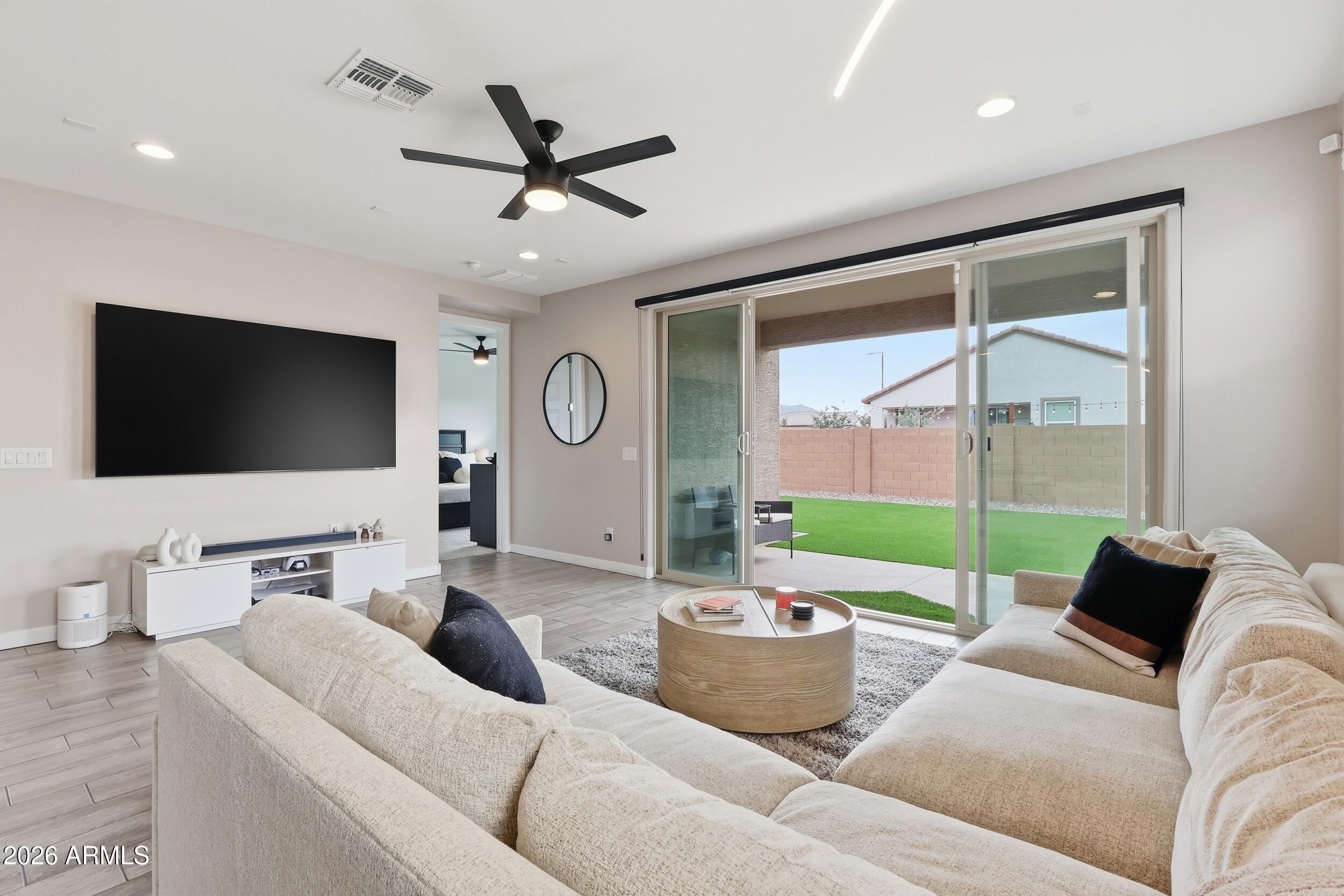 2323 W Grenadine Road