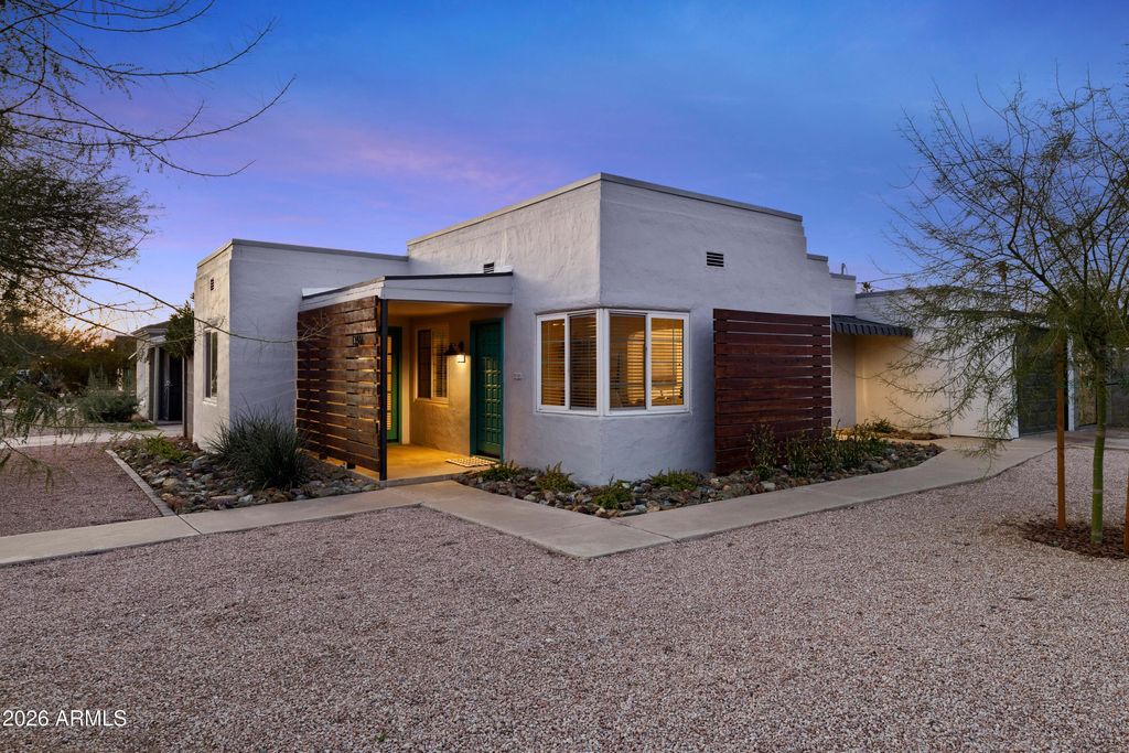 Photo of 1346 E Palm Lane, Phoenix, AZ 85006 (MLS # 6976944)