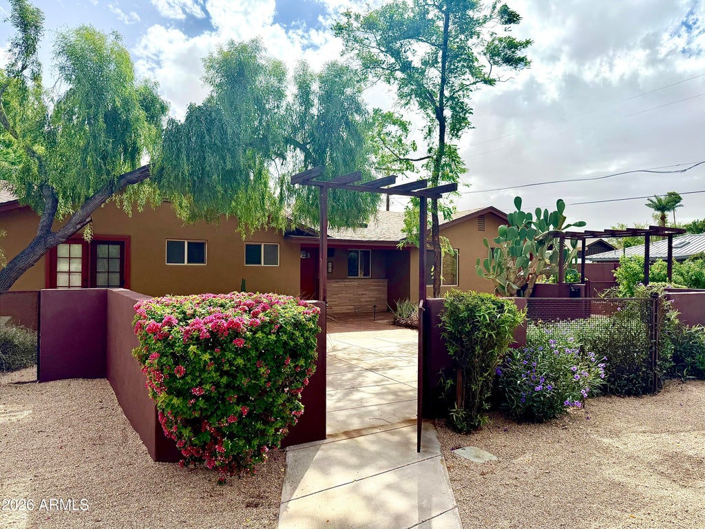 Photo of 507 E Solana Drive, Tempe, AZ 85281 (MLS # 7092994)