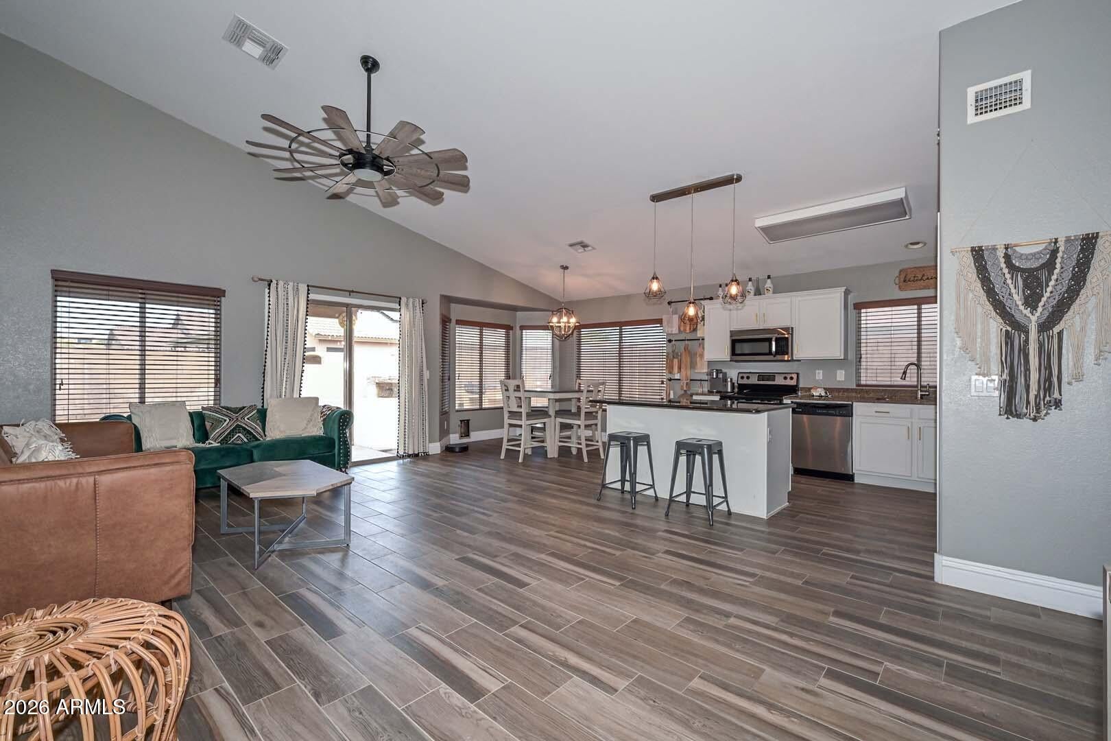 6406 W TETHER Trail