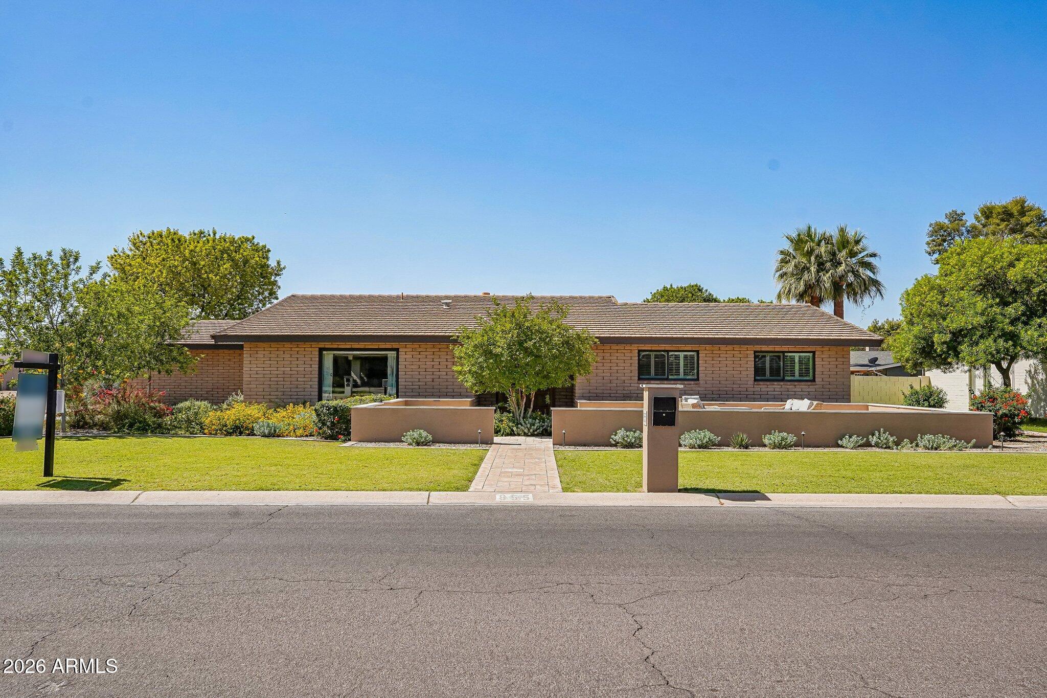 LITCHFIELD PARK SUB 12 UNIT 1 - Residential