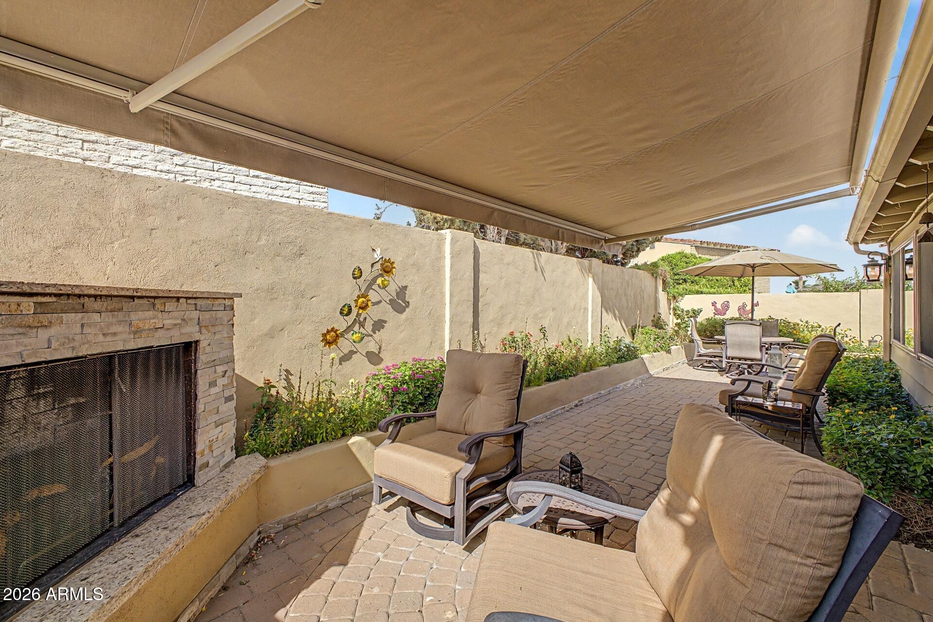 VILLA MONTEREY - Residential