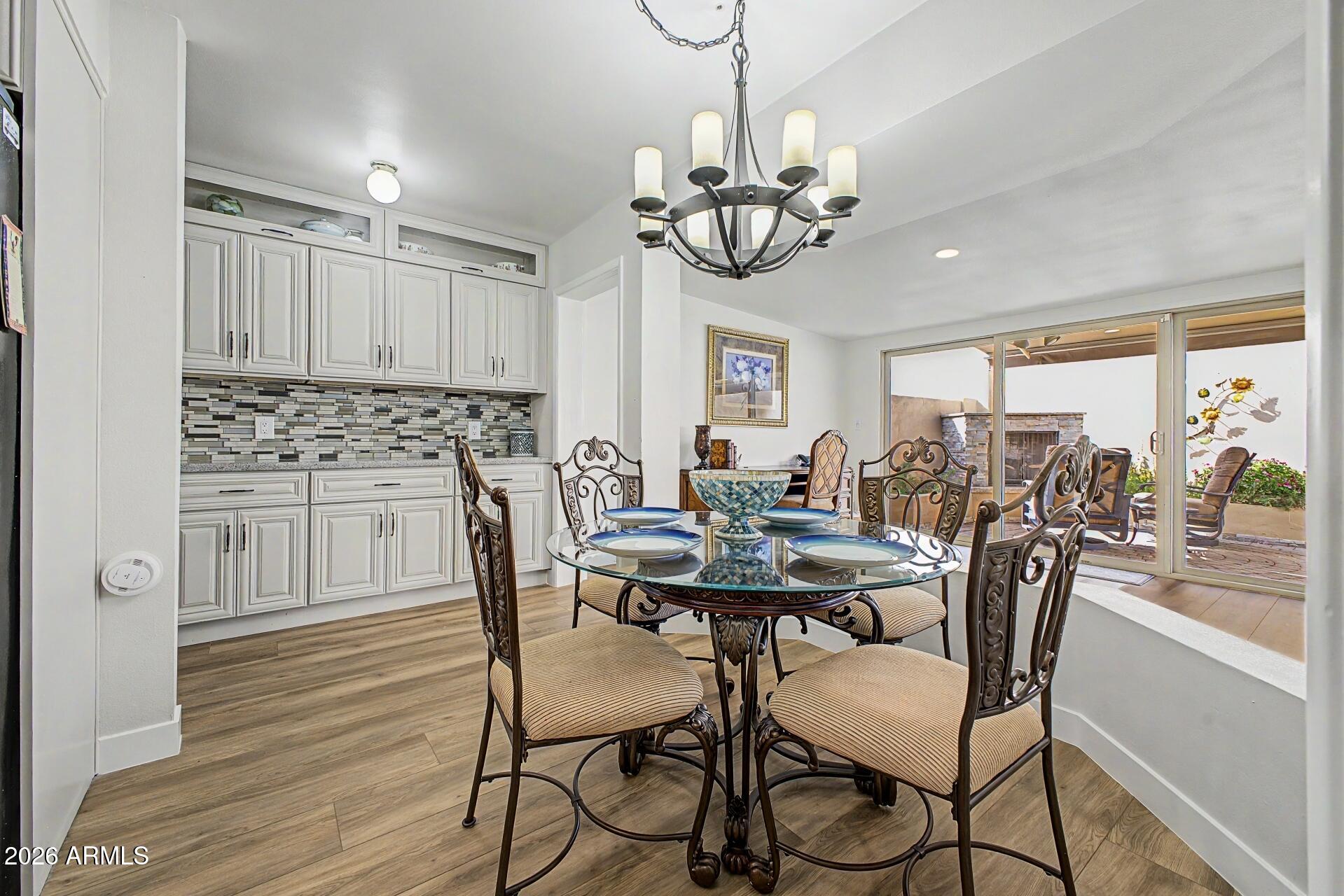 VILLA MONTEREY - Residential