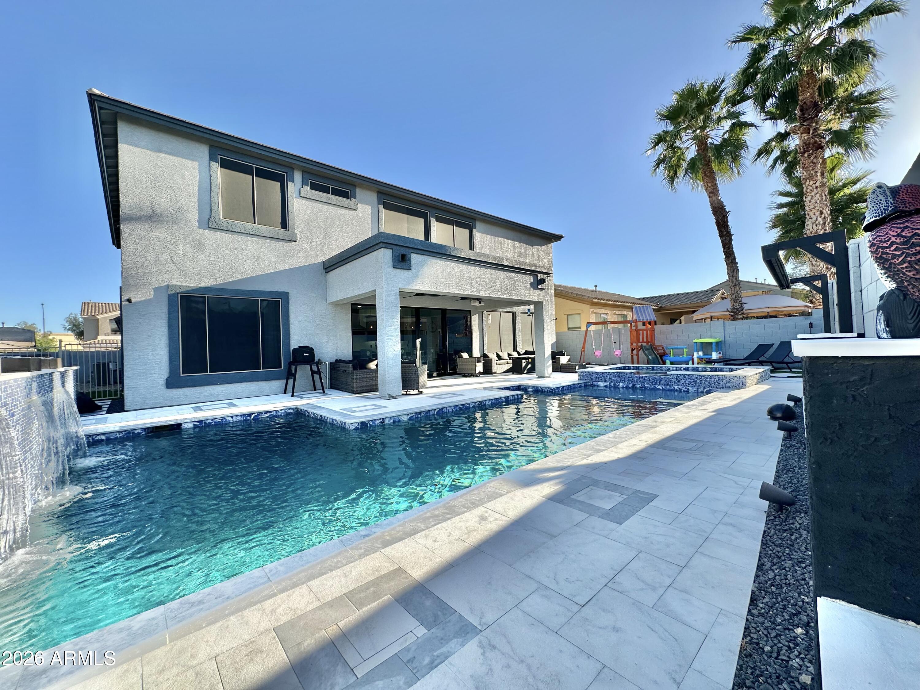 17332 W YOUNG Street