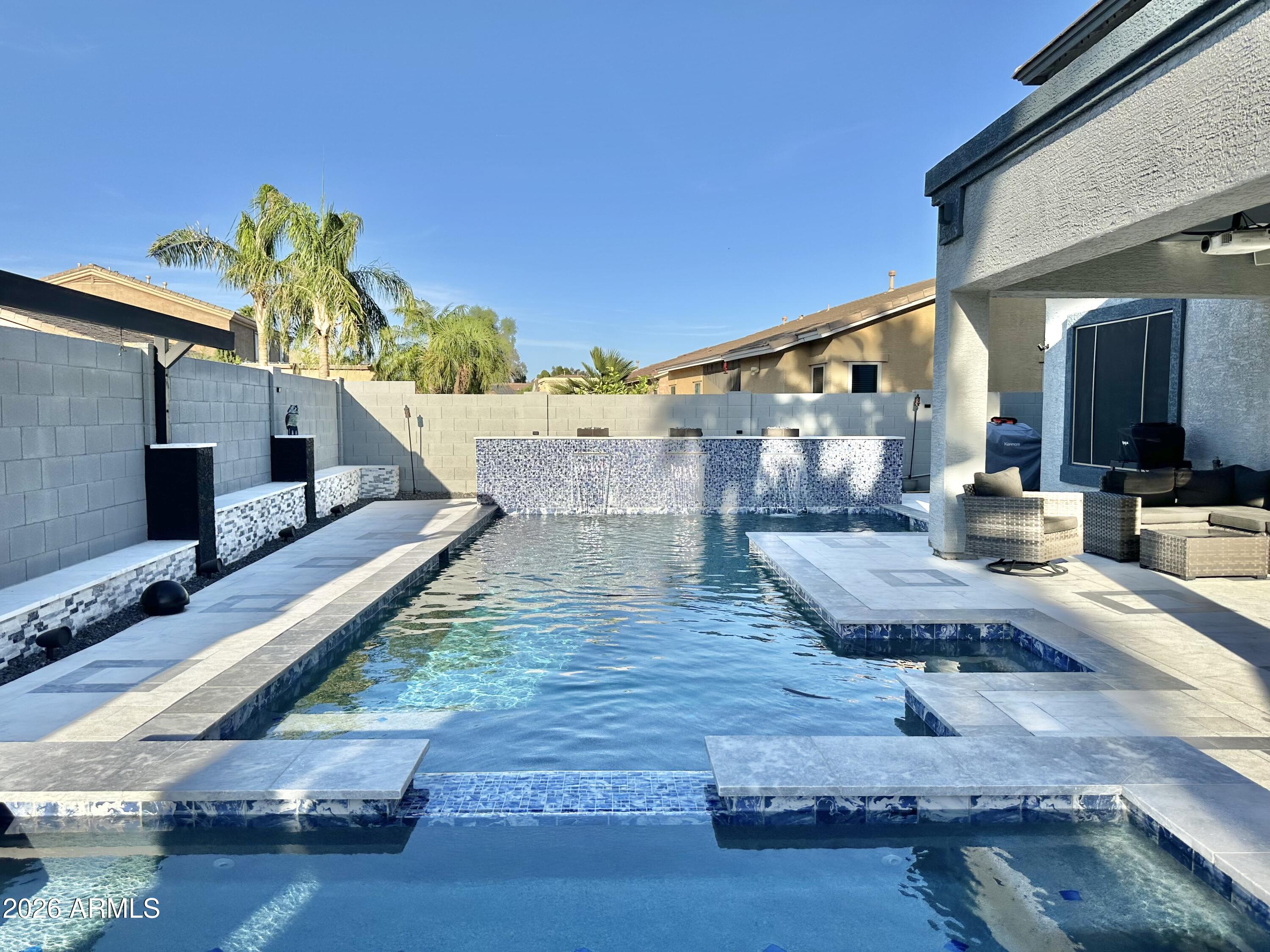 17332 W YOUNG Street