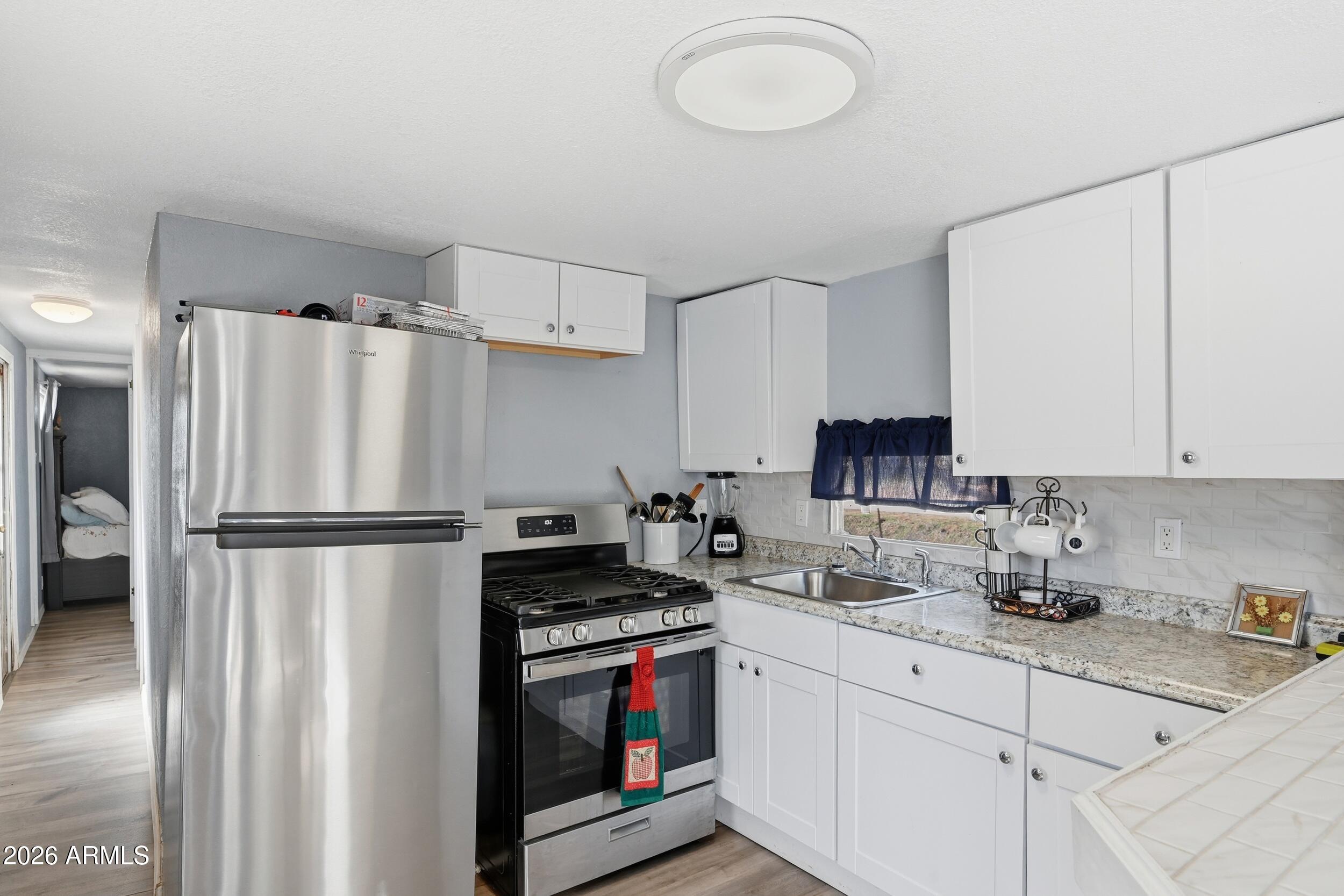 1509 N MITCHELL Drive