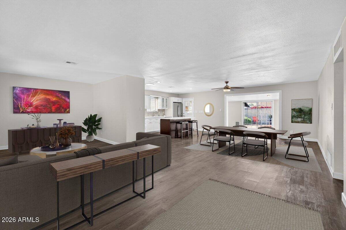 8725 E JACKRABBIT Road