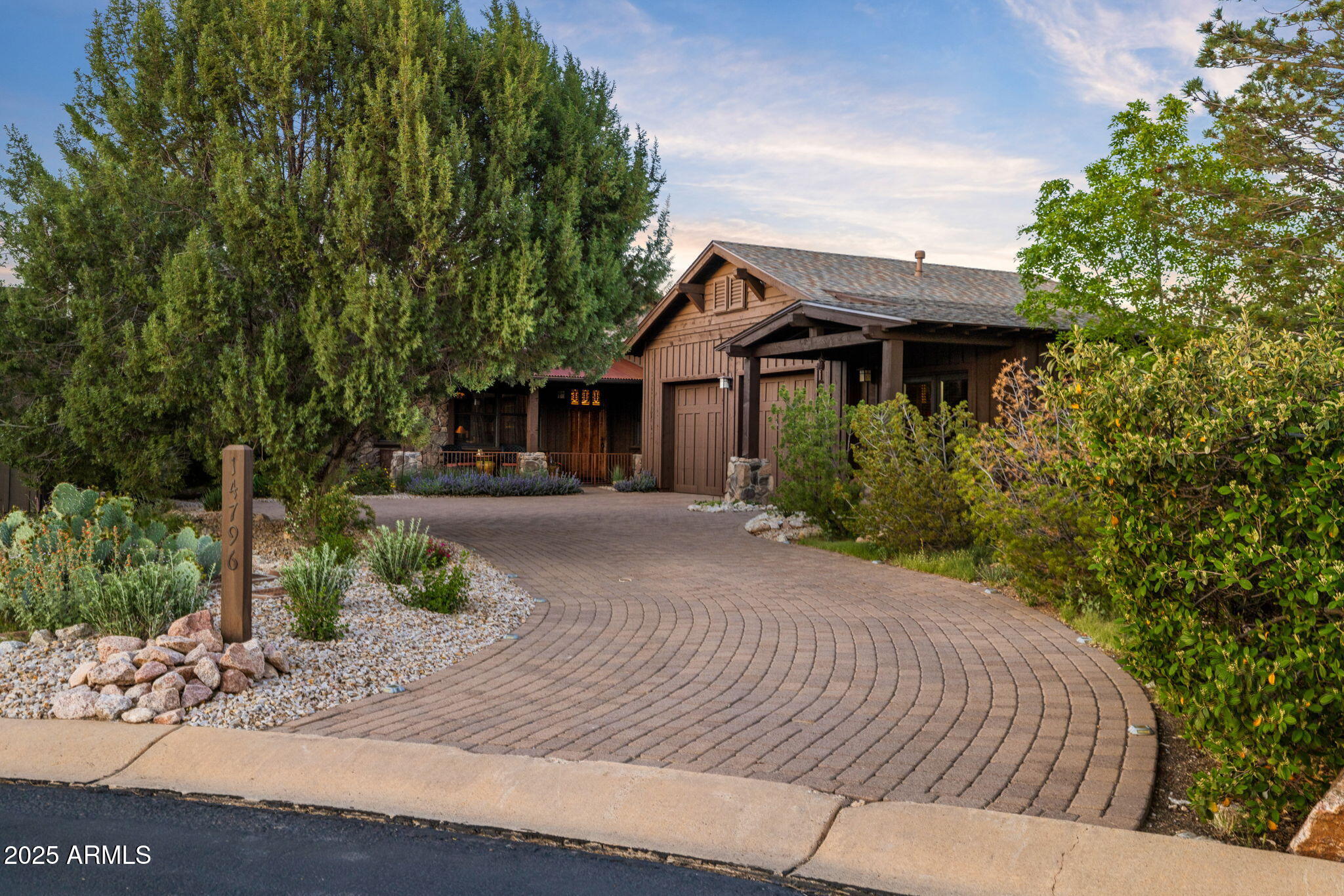 14796 N HOLT BROTHERS Lane