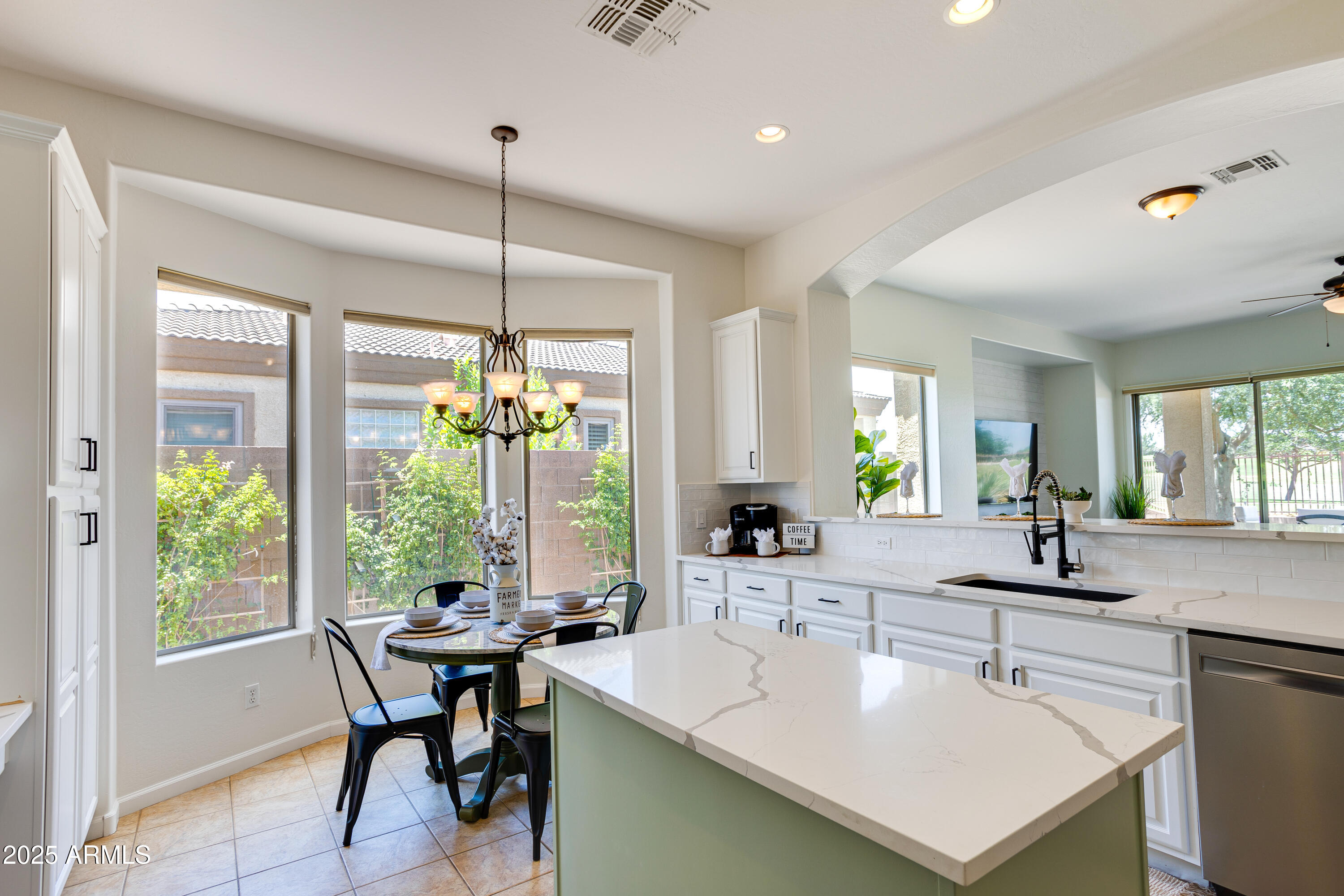 6686 S ST ANDREWS Way