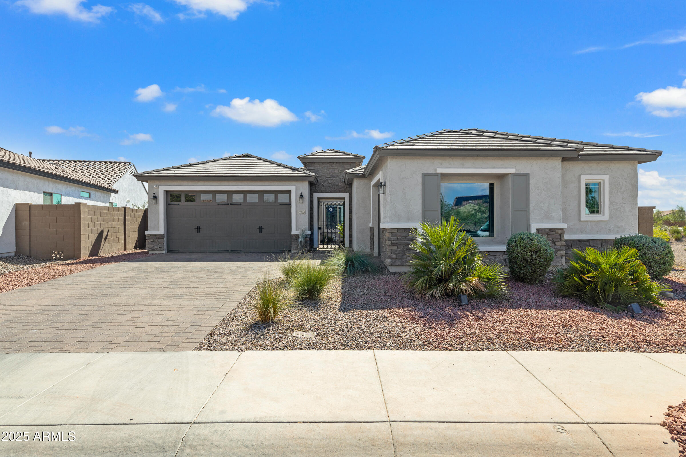 6703 W SPRINGFIELD Way