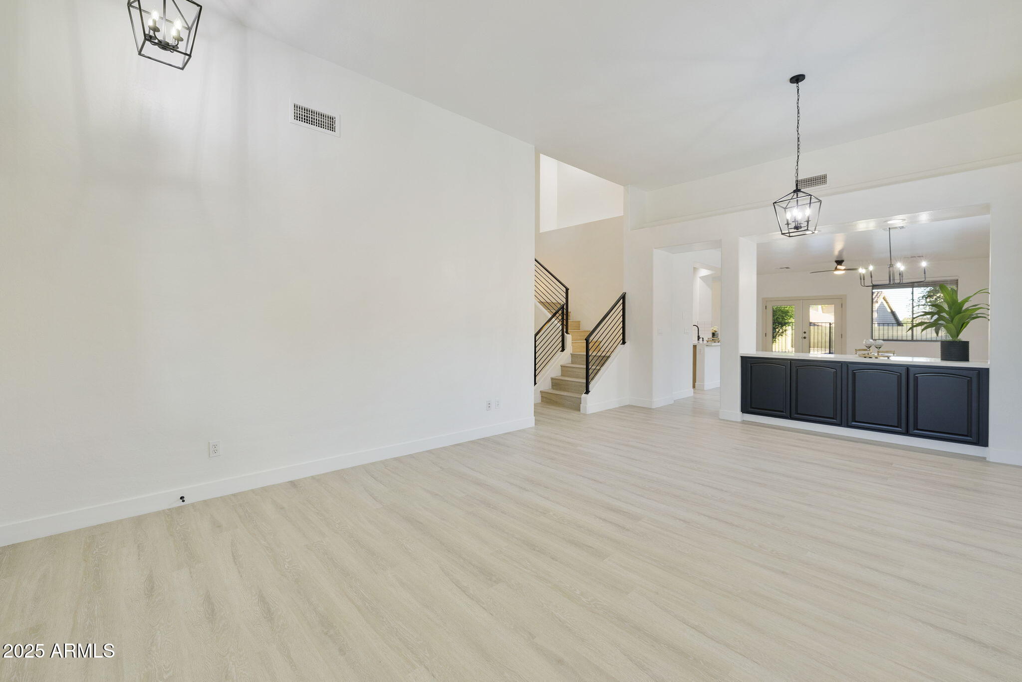 43343 N HEAVENLY Way