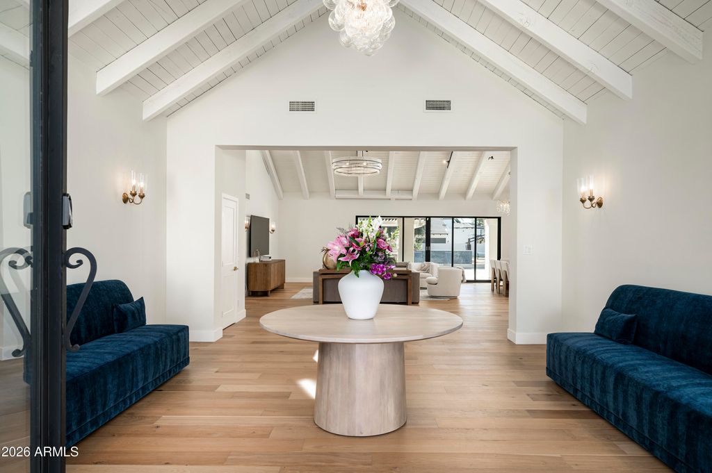 Photo of 10111 E Cholla Street, Scottsdale, AZ 85260 (MLS # 6963623)