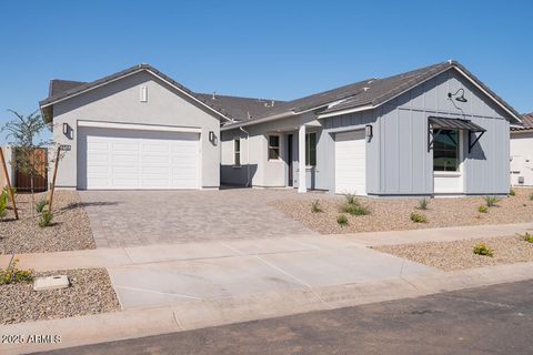 816 W GOLDEN ORE Pass Apache Junction AZ 85120