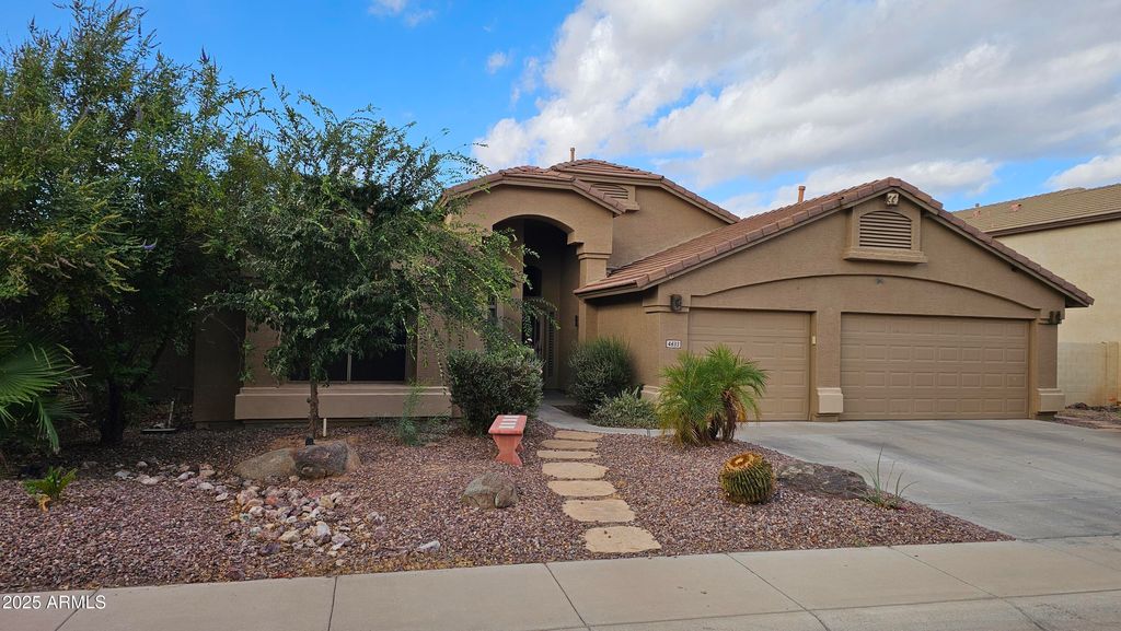 Photo of 4633 E Desert Sands Drive, Chandler, AZ 85249 (MLS # 6926632)