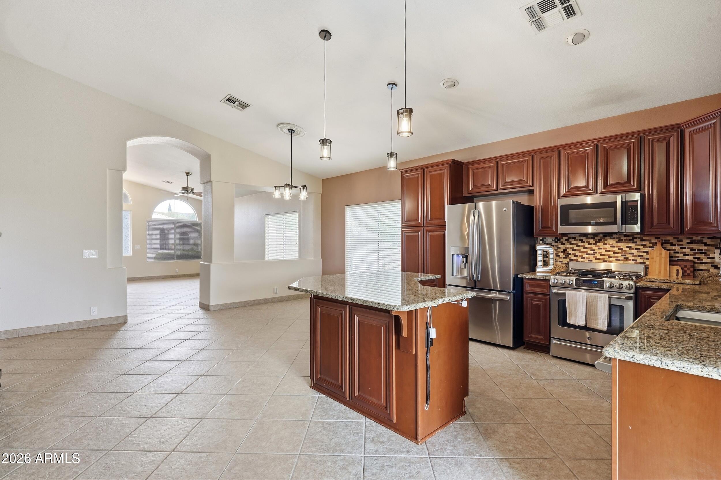 6237 W IRMA Lane