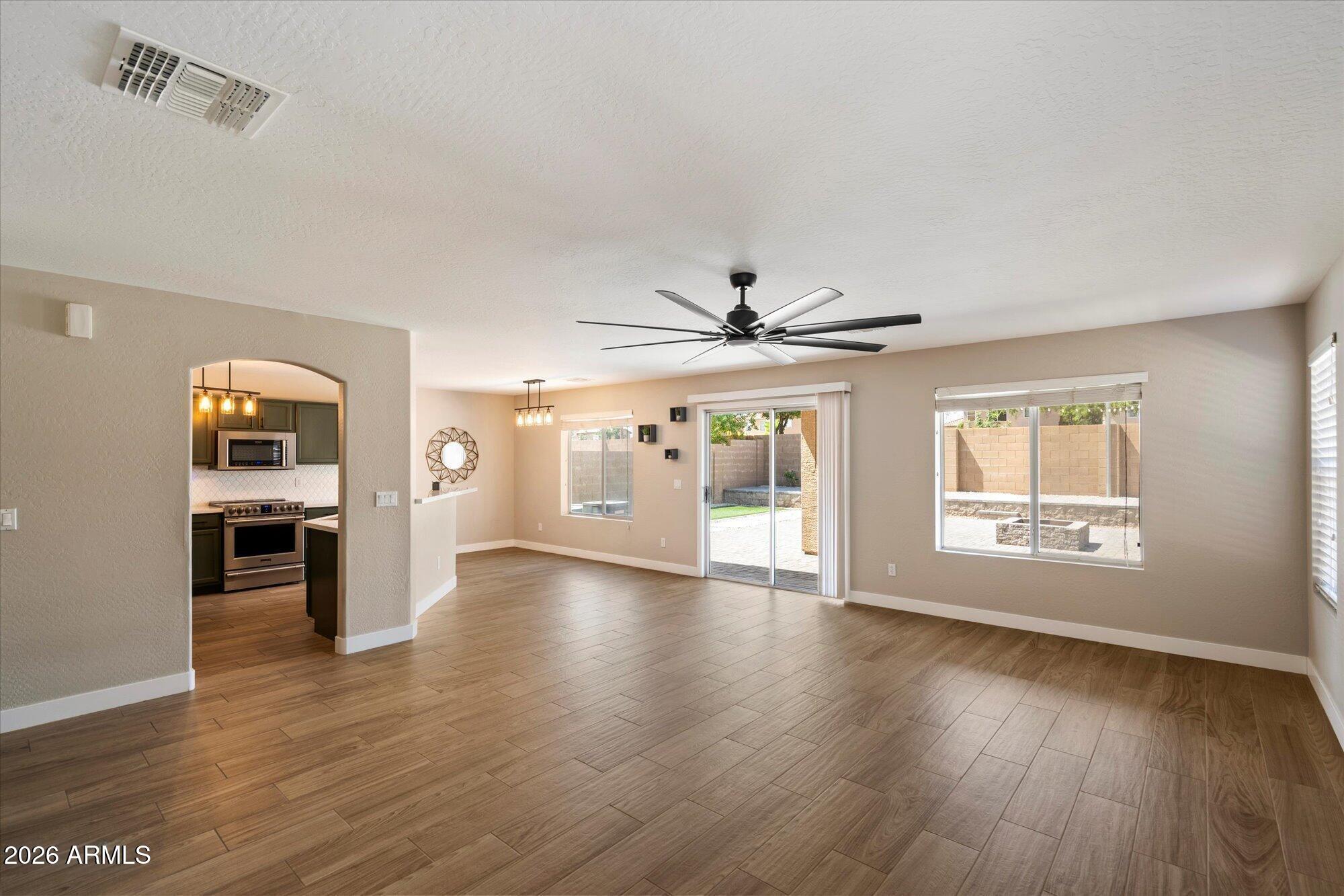 31390 N CACTUS Drive