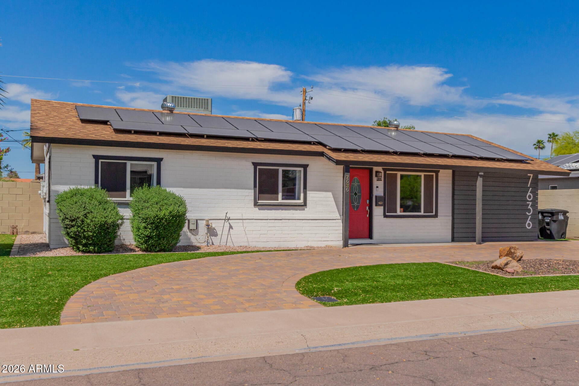 7636 E PINCHOT Avenue