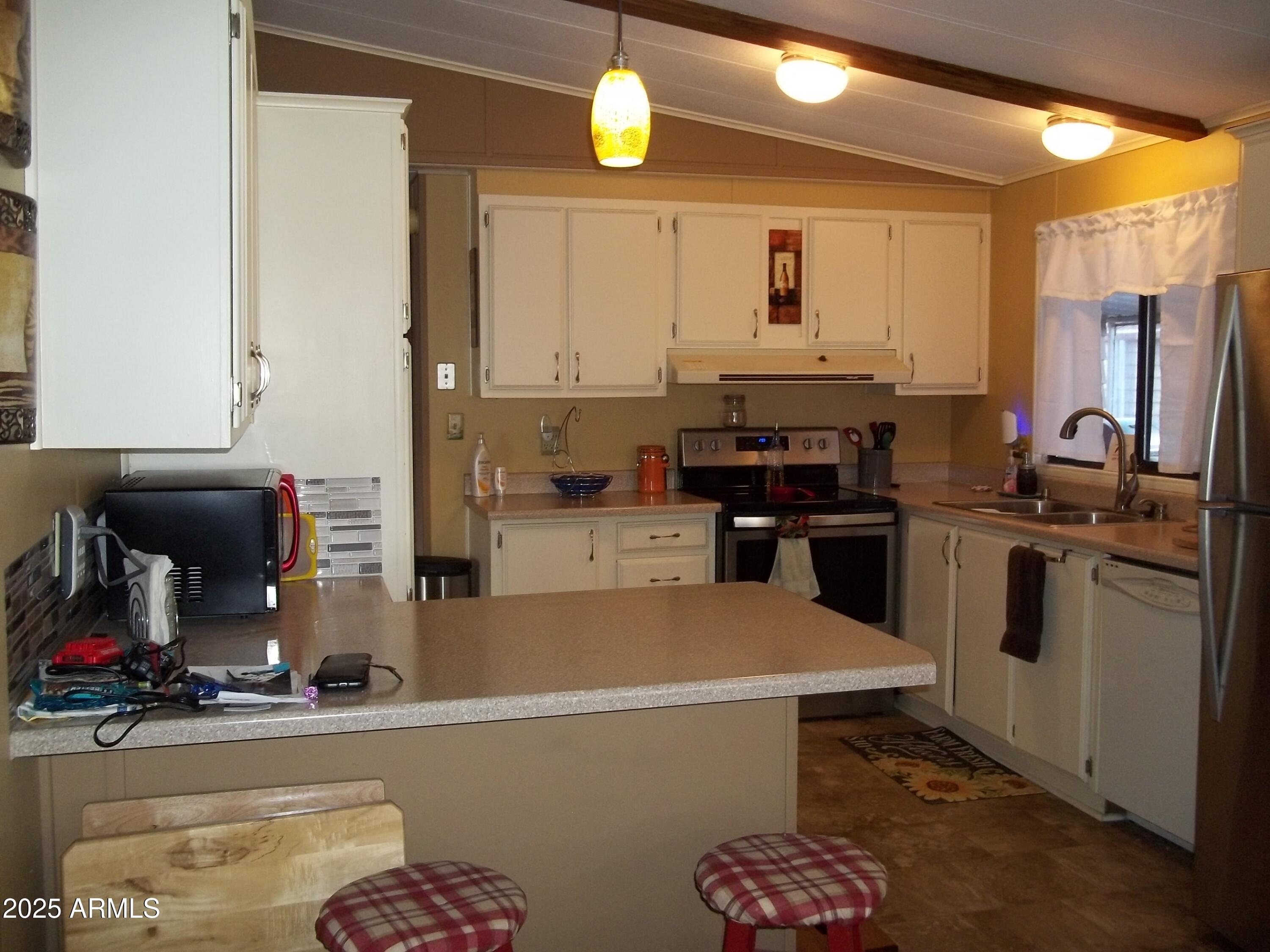 9333 E University Drive 140