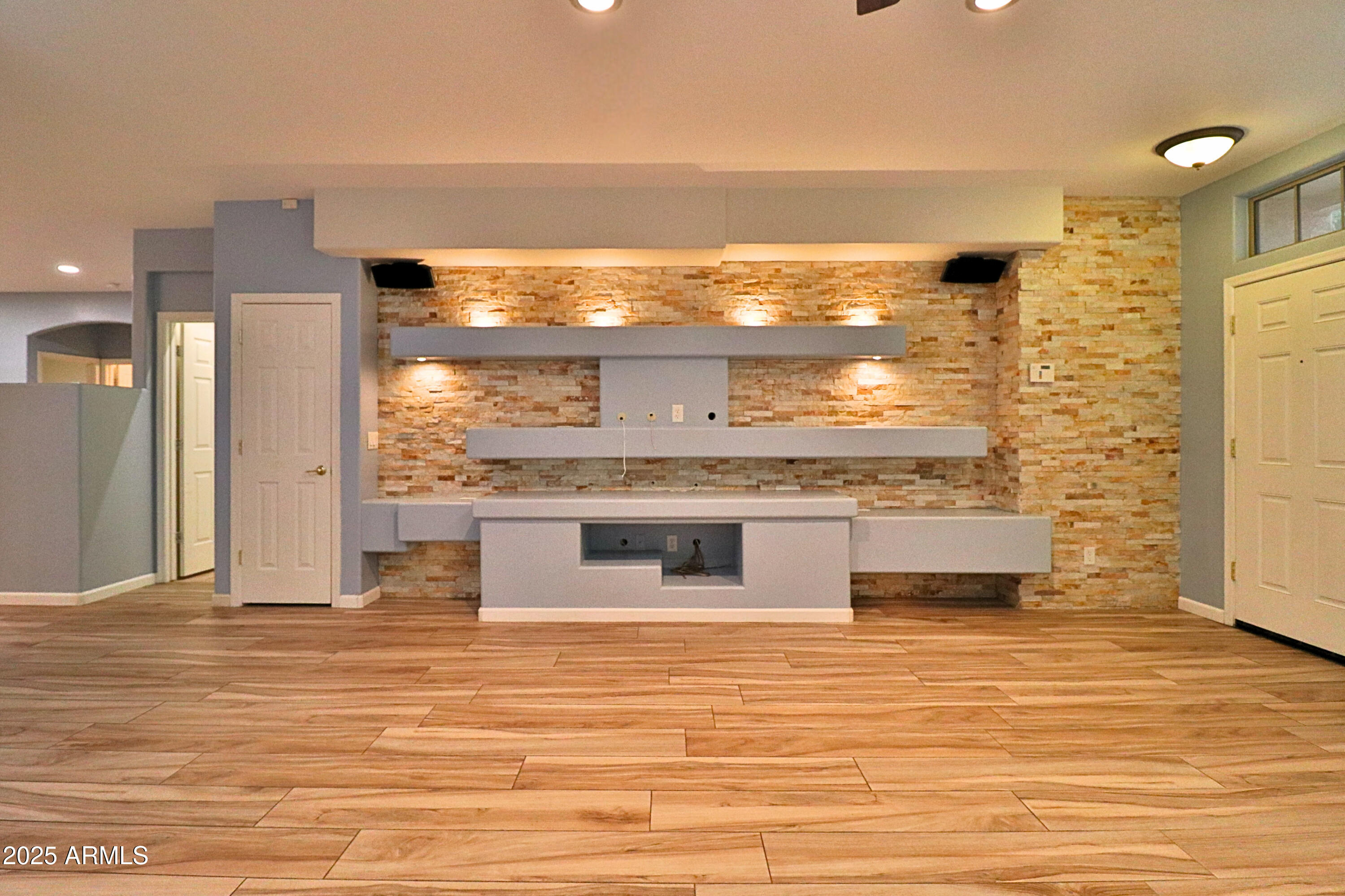 12818 W ROSEWOOD Drive