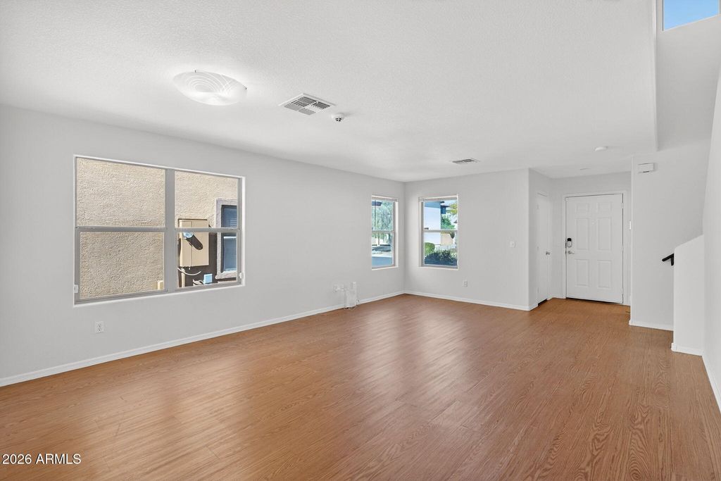 Photo of 6457 W Diana Avenue, Glendale, AZ 85302 (MLS # 6992297)