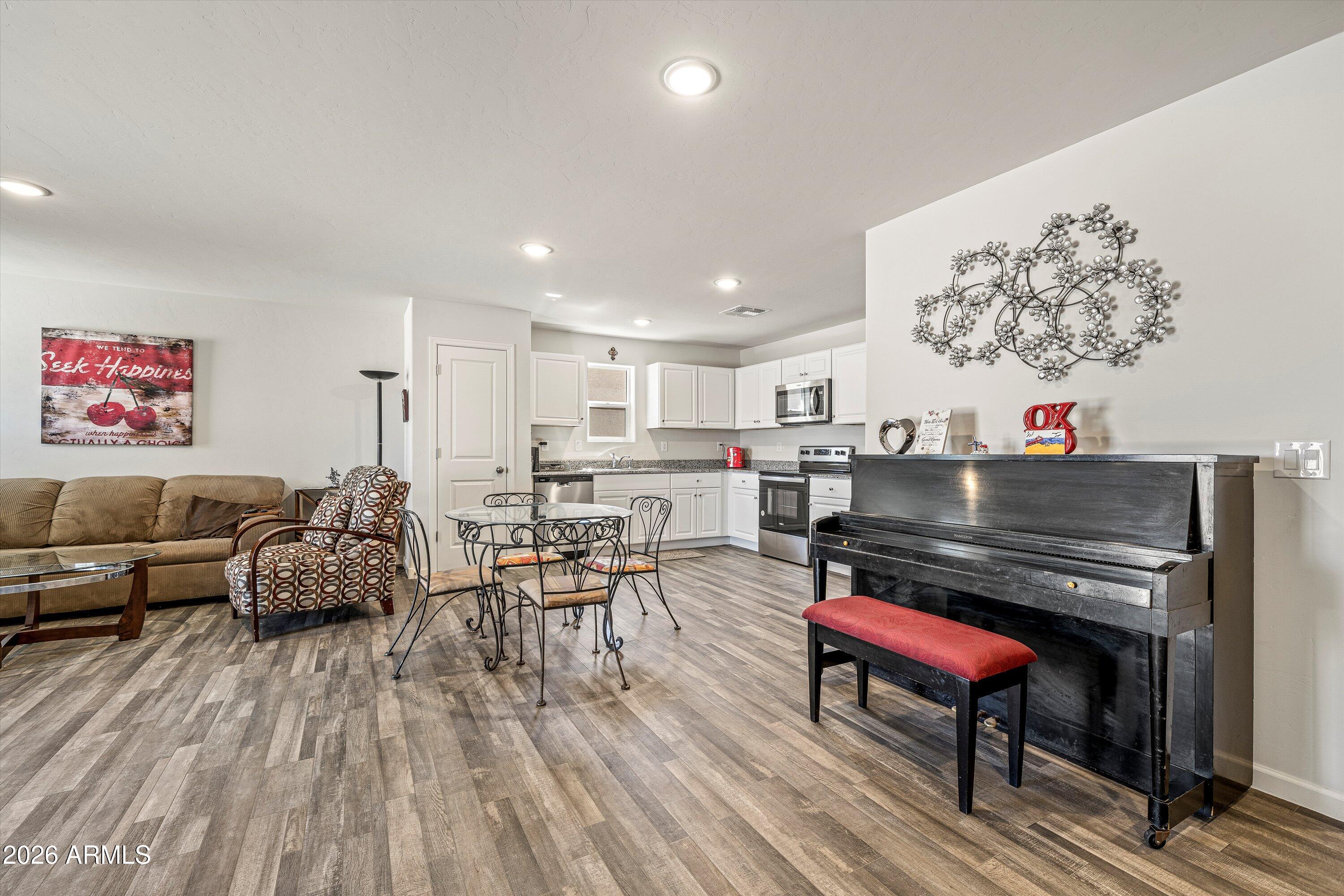 WATER CREST - Residential