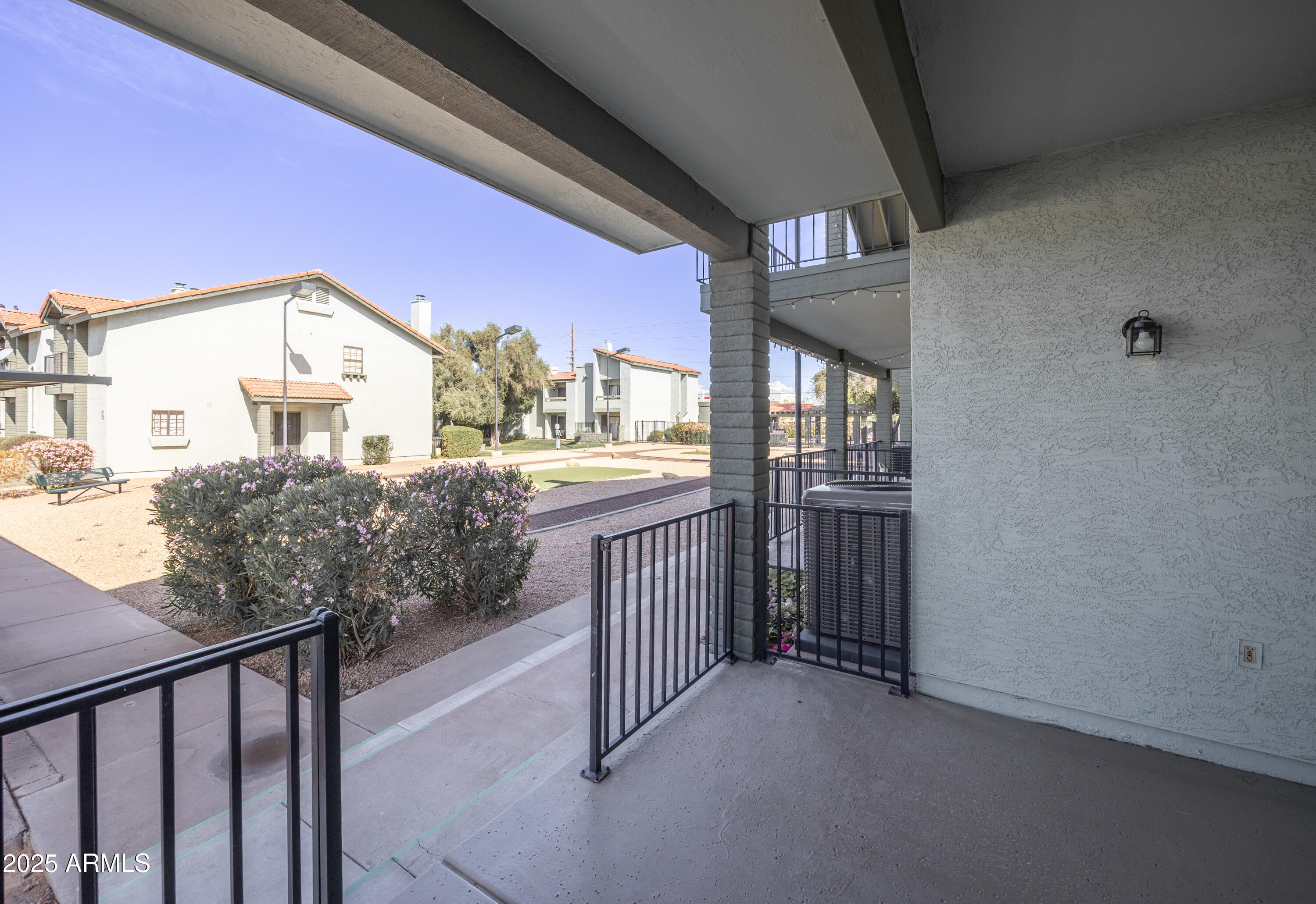 2315 W UNION HILLS Drive 108