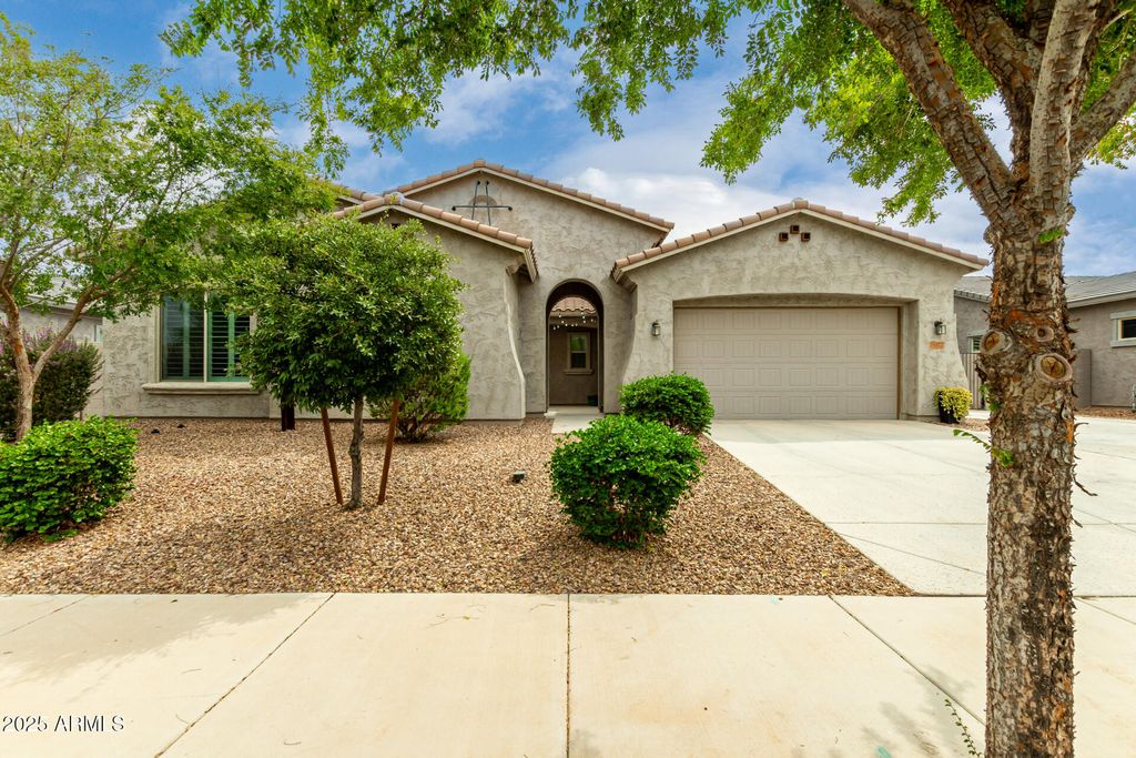 Photo of 19417 S 194th Way, Queen Creek, AZ 85142 (MLS # 6961713)