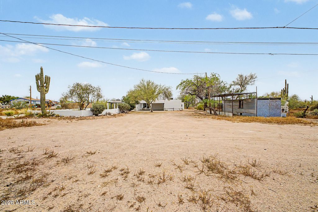 Photo of 1065 W Whiteley Street, Apache Junction, AZ 85120 (MLS # 7028128)