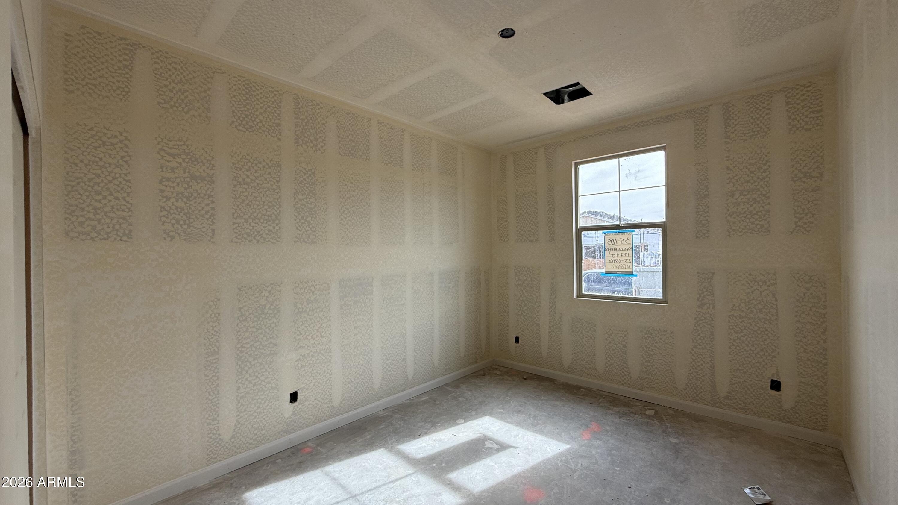 47652 W KENNER Drive