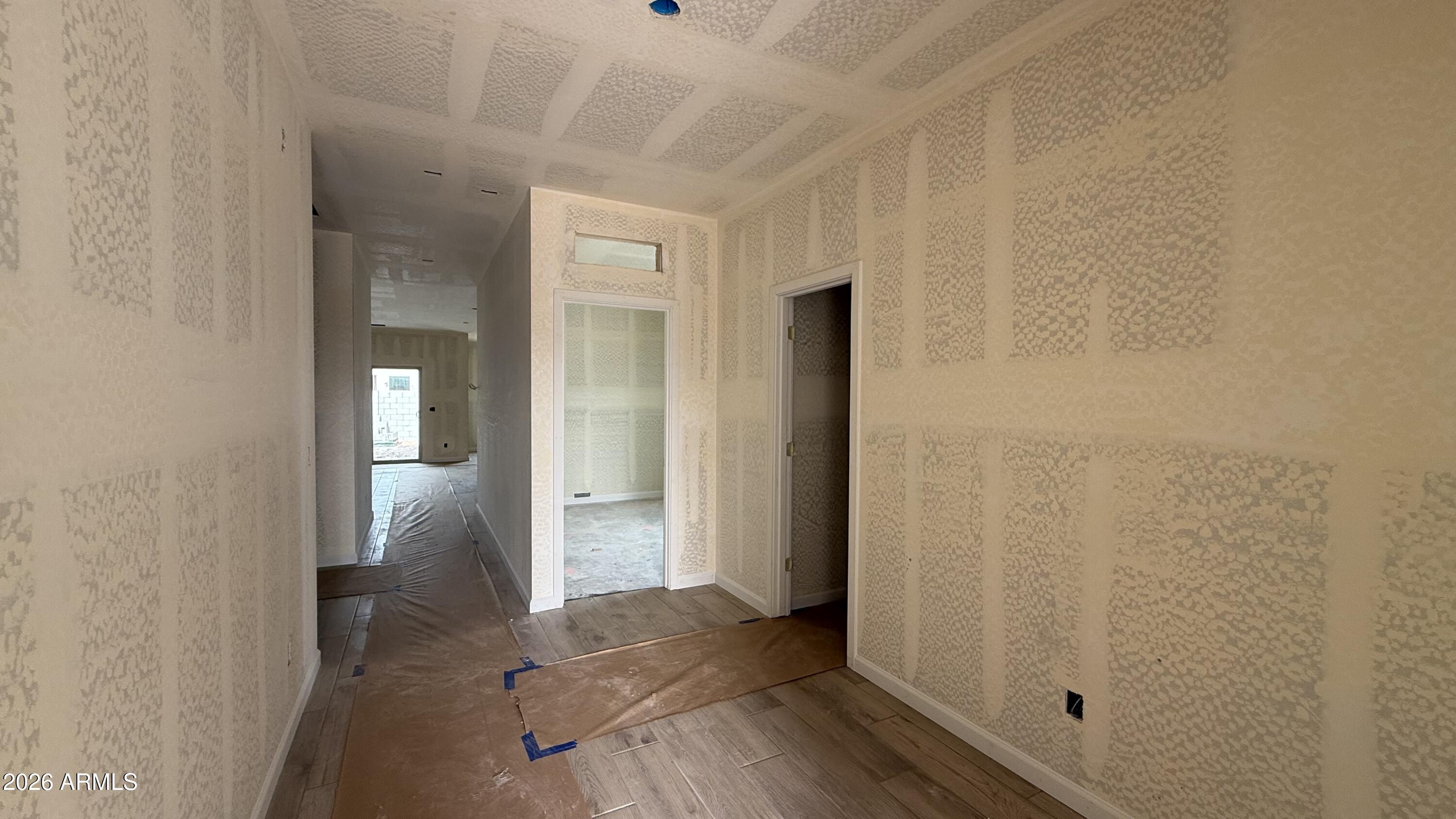 47652 W KENNER Drive