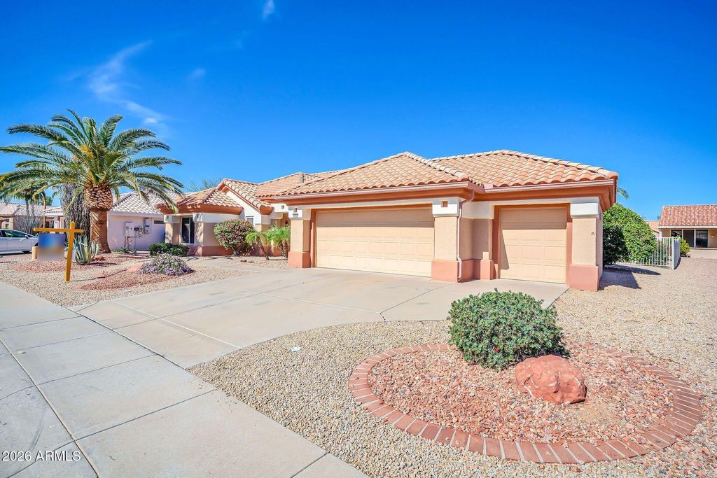 Photo of 14022 W Via Tercero, Sun City West, AZ 85375 (MLS # 6988290)