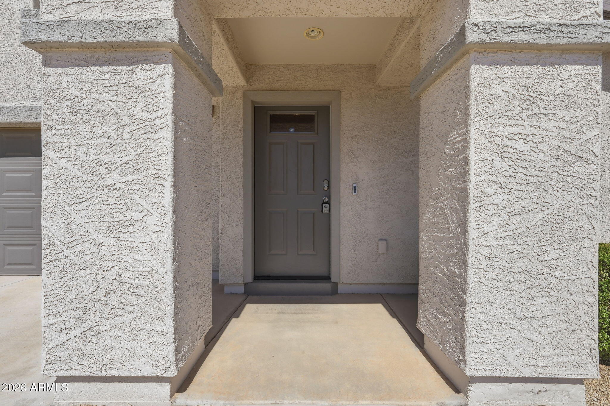 1482 W HARDING Avenue