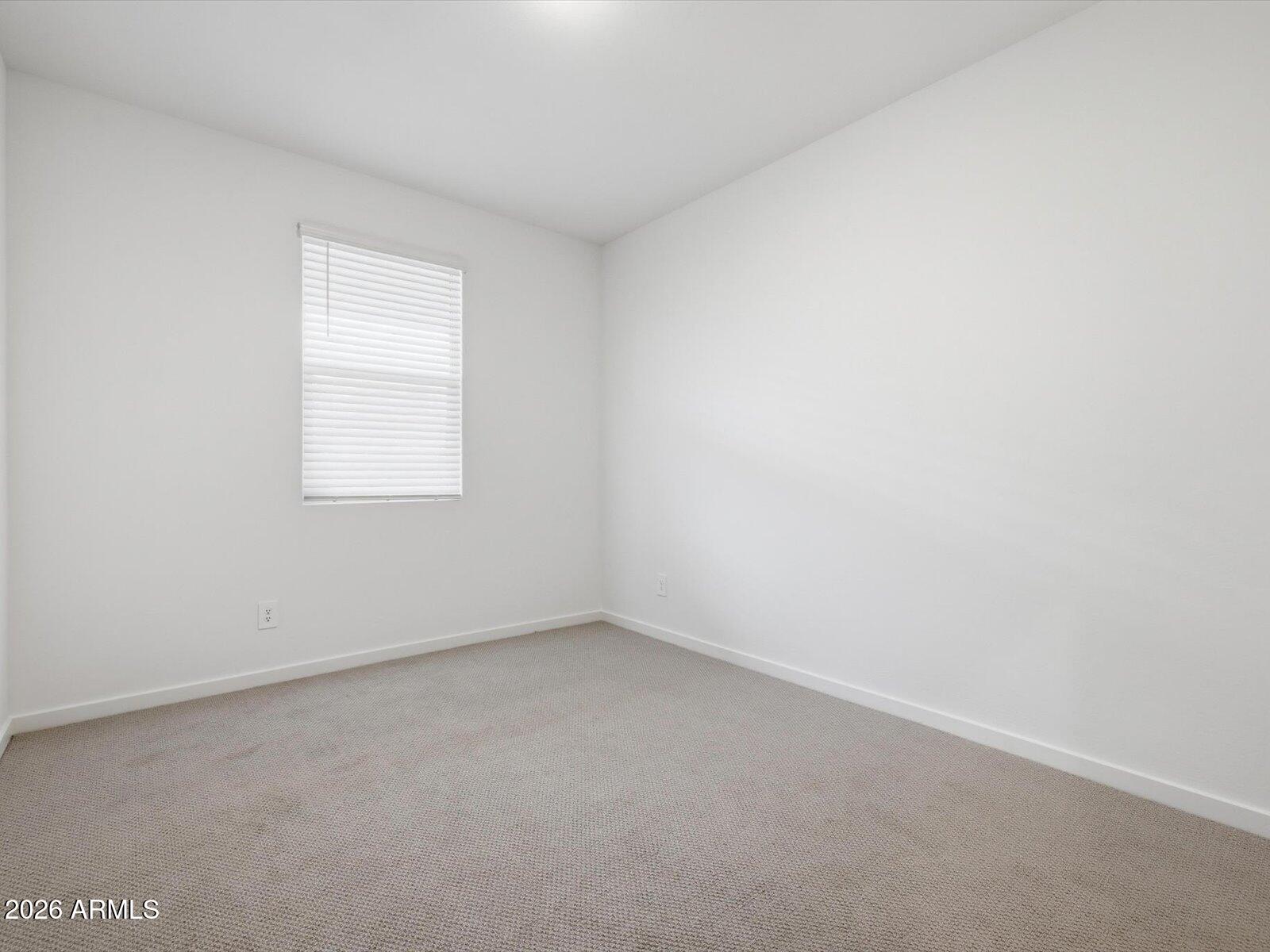 15875 W COTTONTAIL Lane