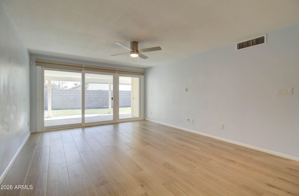 Photo of 5165 E Monte Vista Road, Phoenix, AZ 85008 (MLS # 7001231)