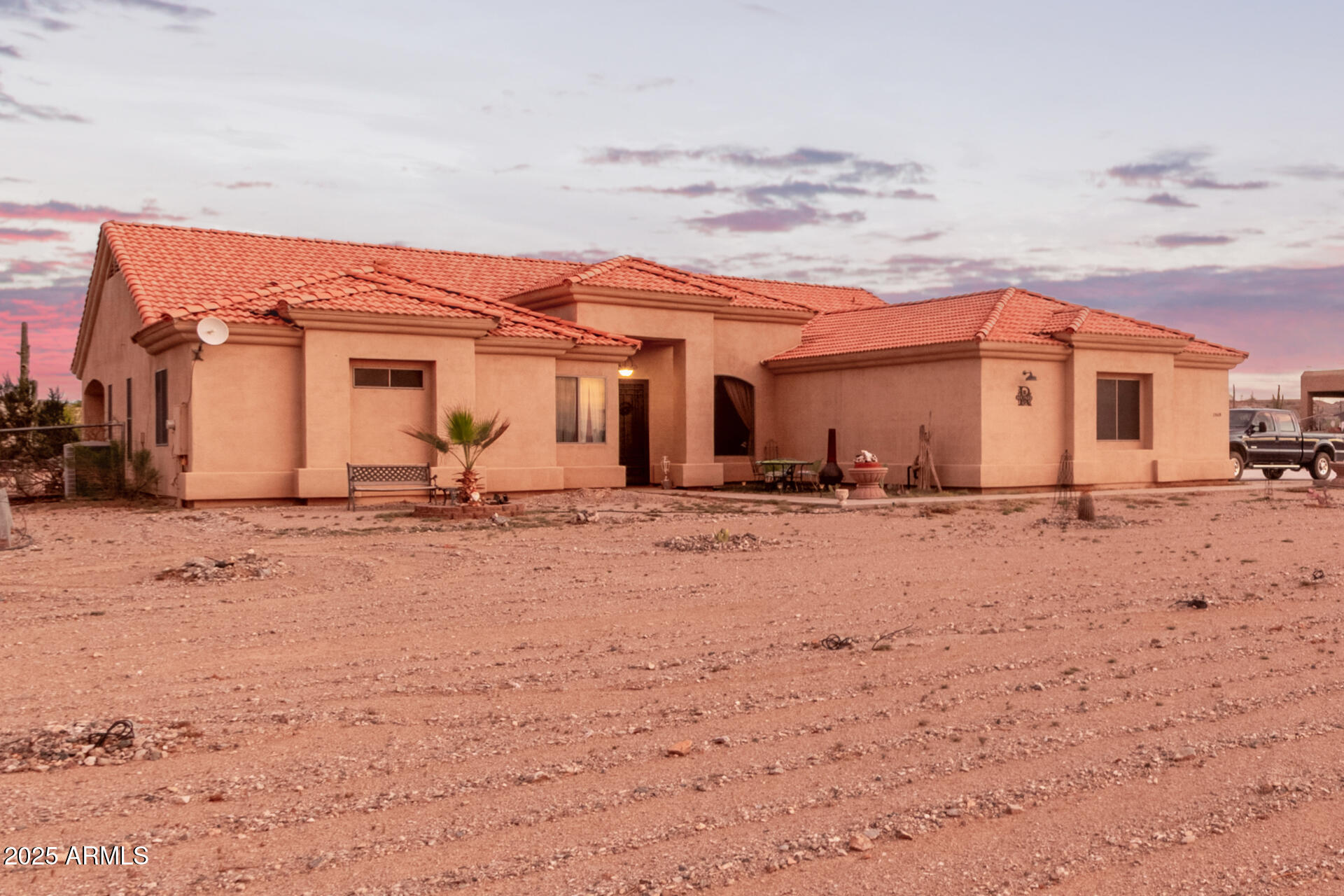 2569 W Silverdale Road