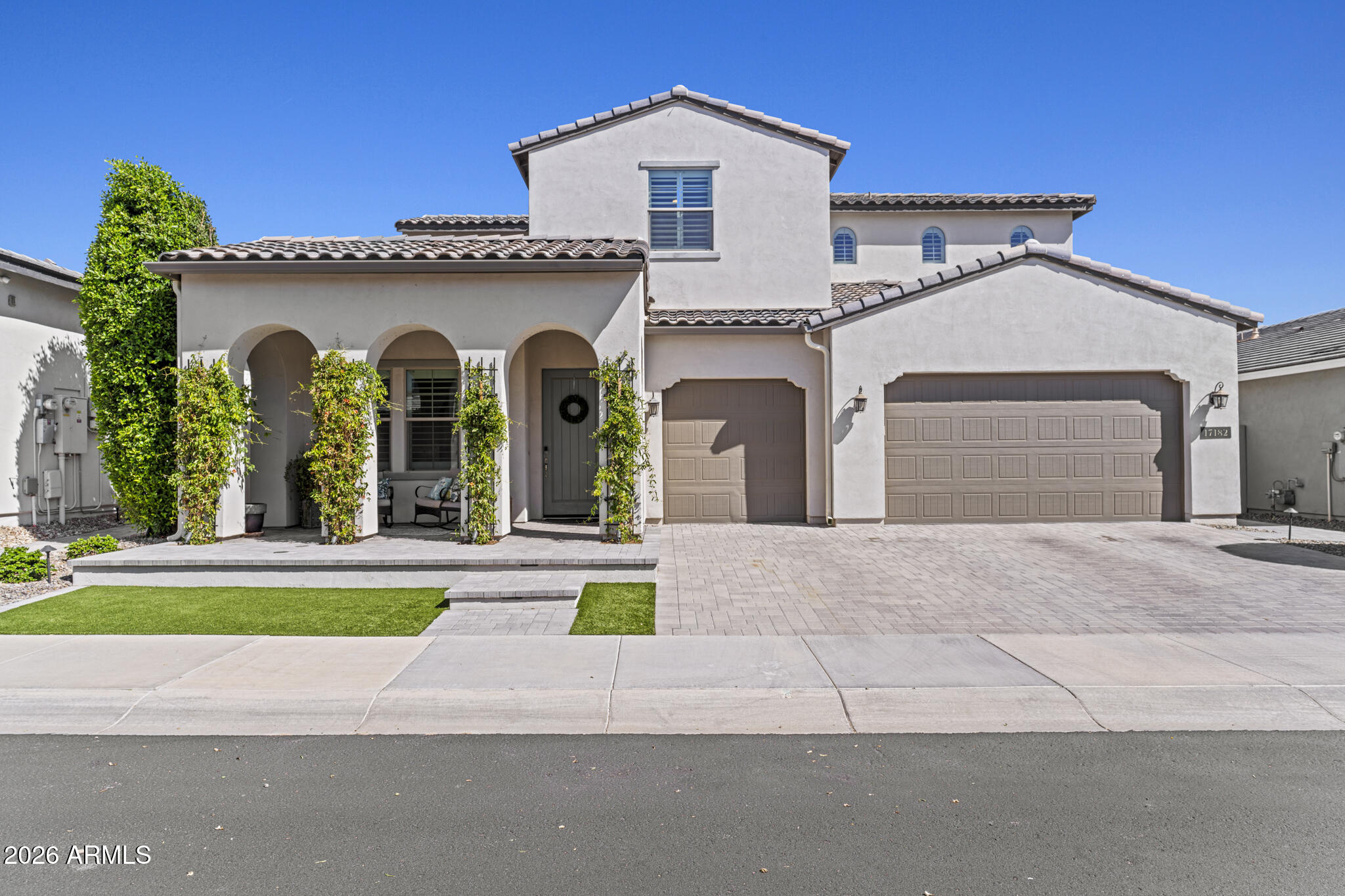 17182 W THOUSAND OAKS Street