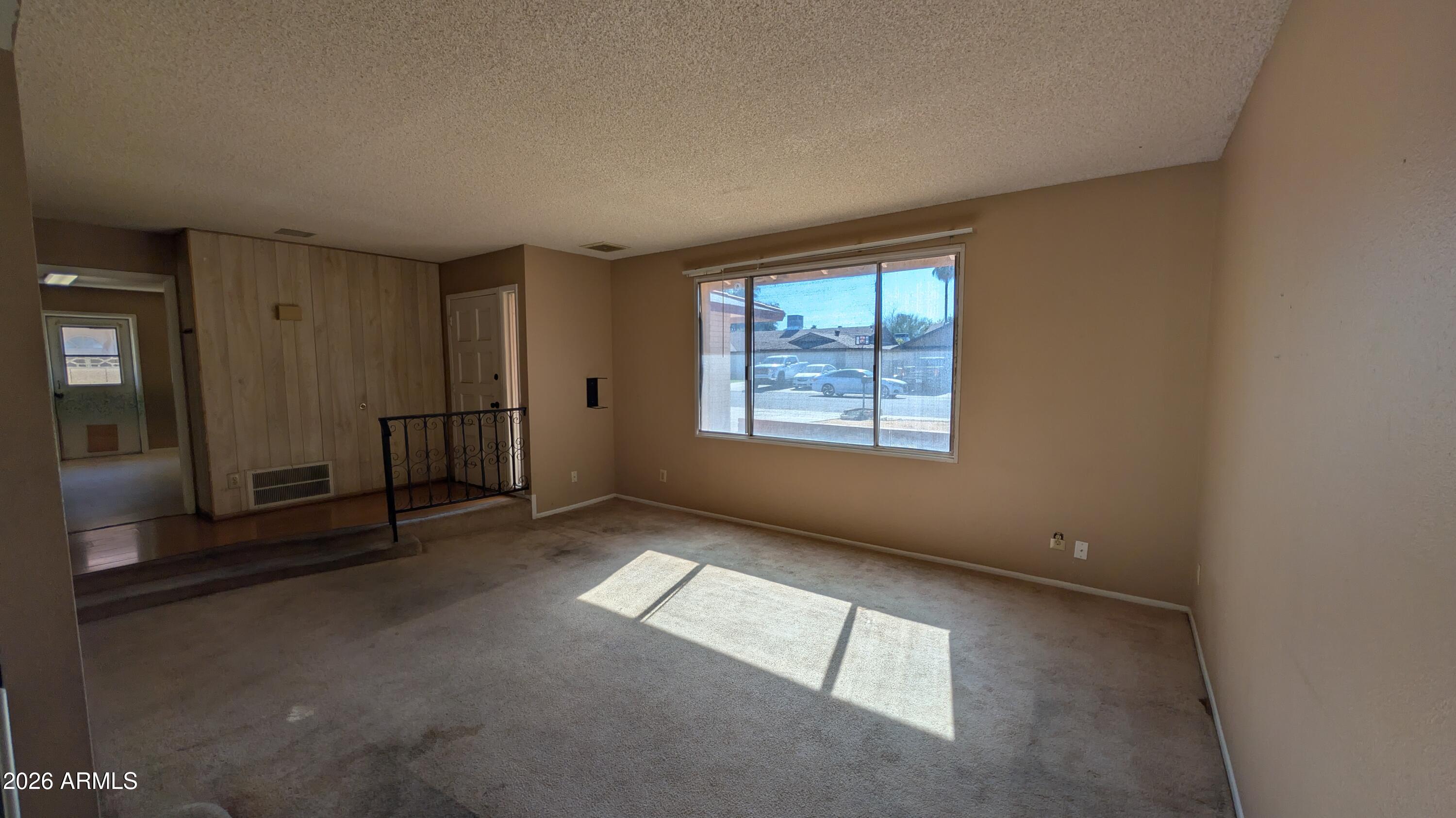 6738 W GEORGIA Avenue