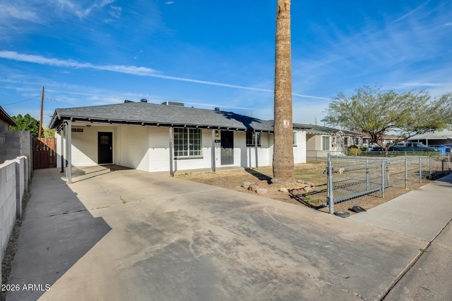 4724 W MONTEROSA Street