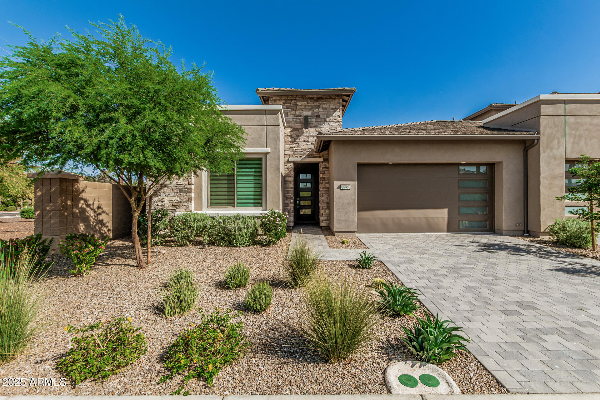 2885 N 164TH Drive