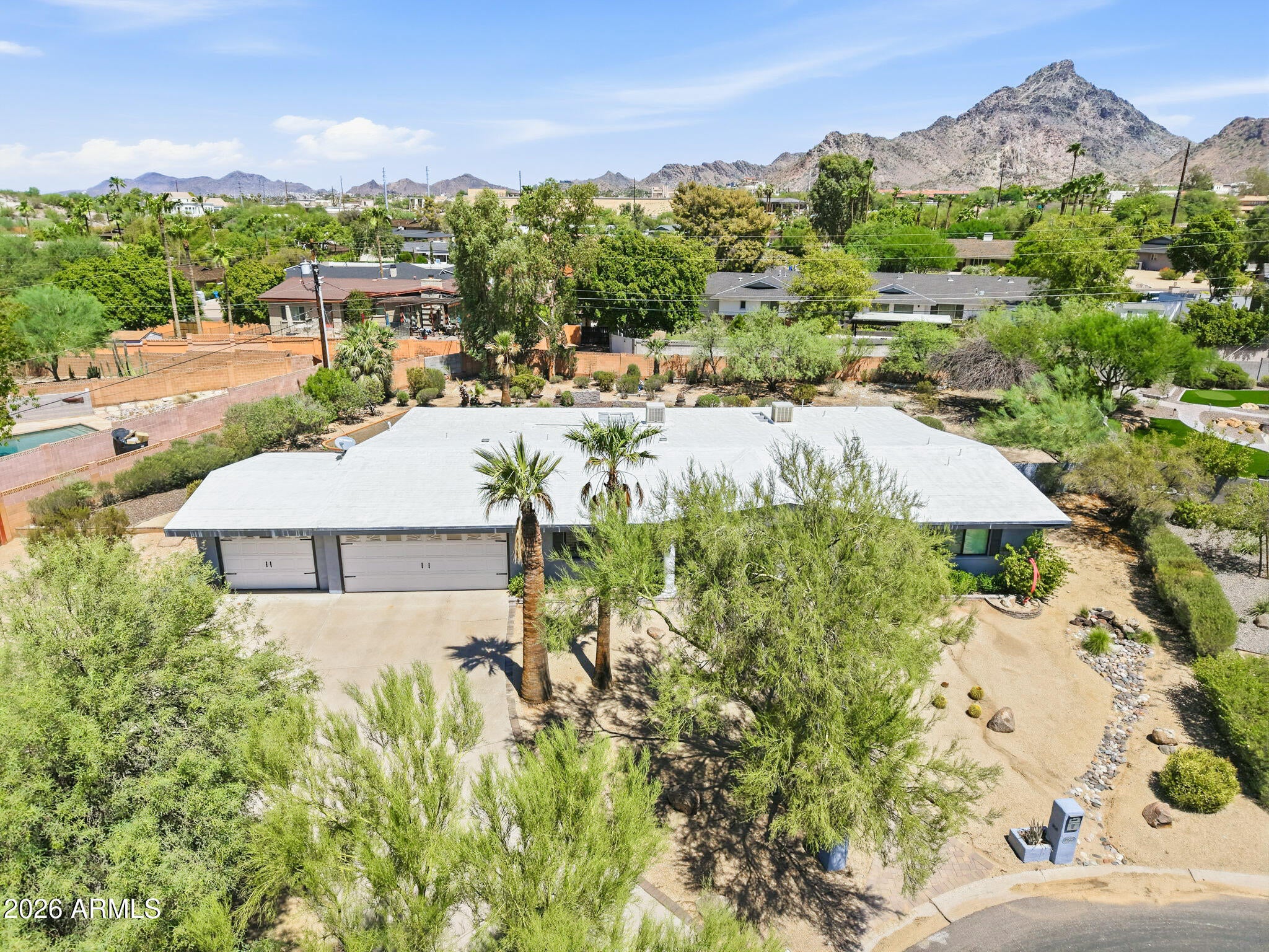 5822 N 23RD Place