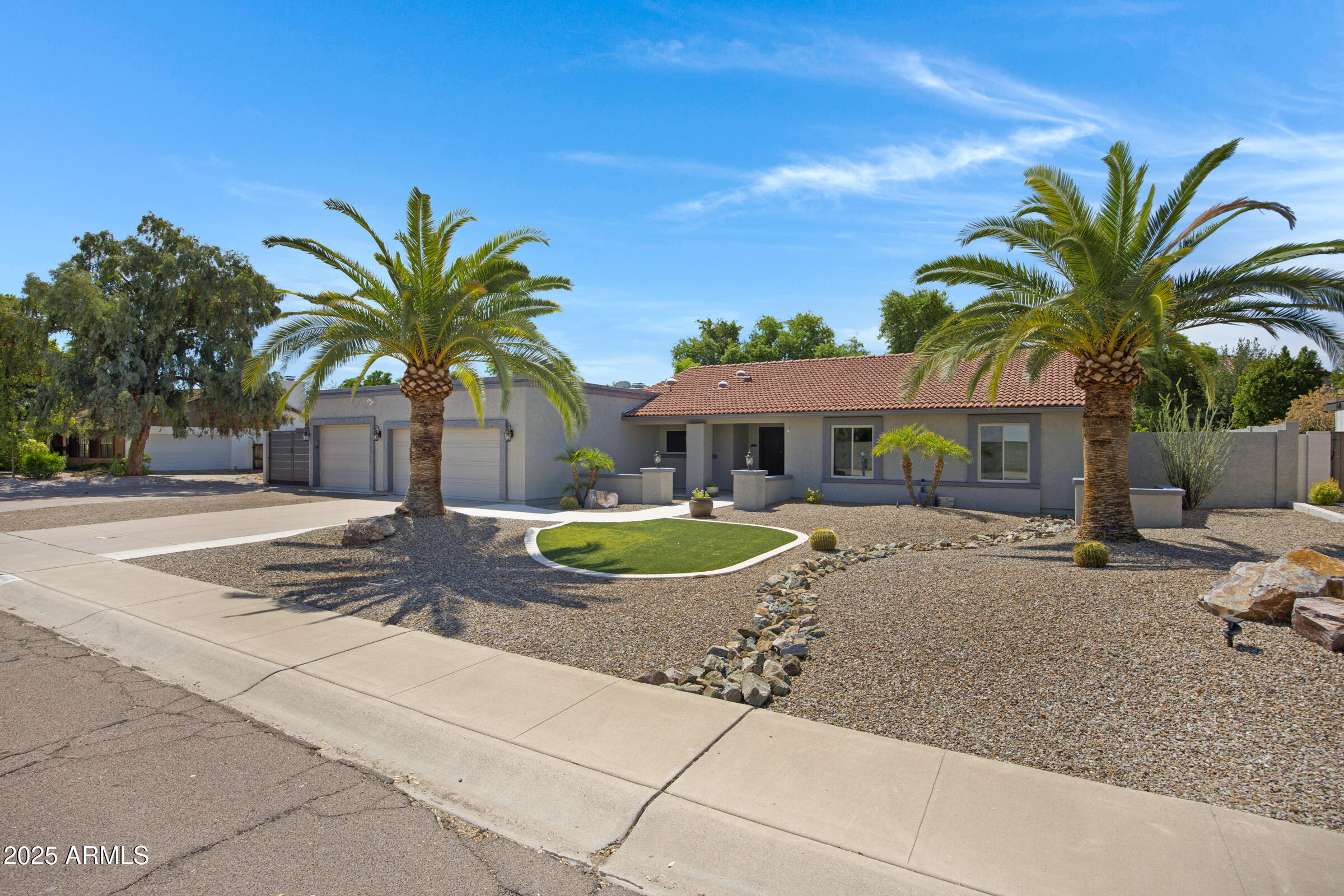 4643 E KATHLEEN Road