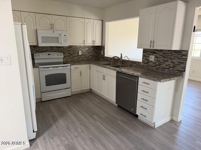 3033 S LONGMORE --